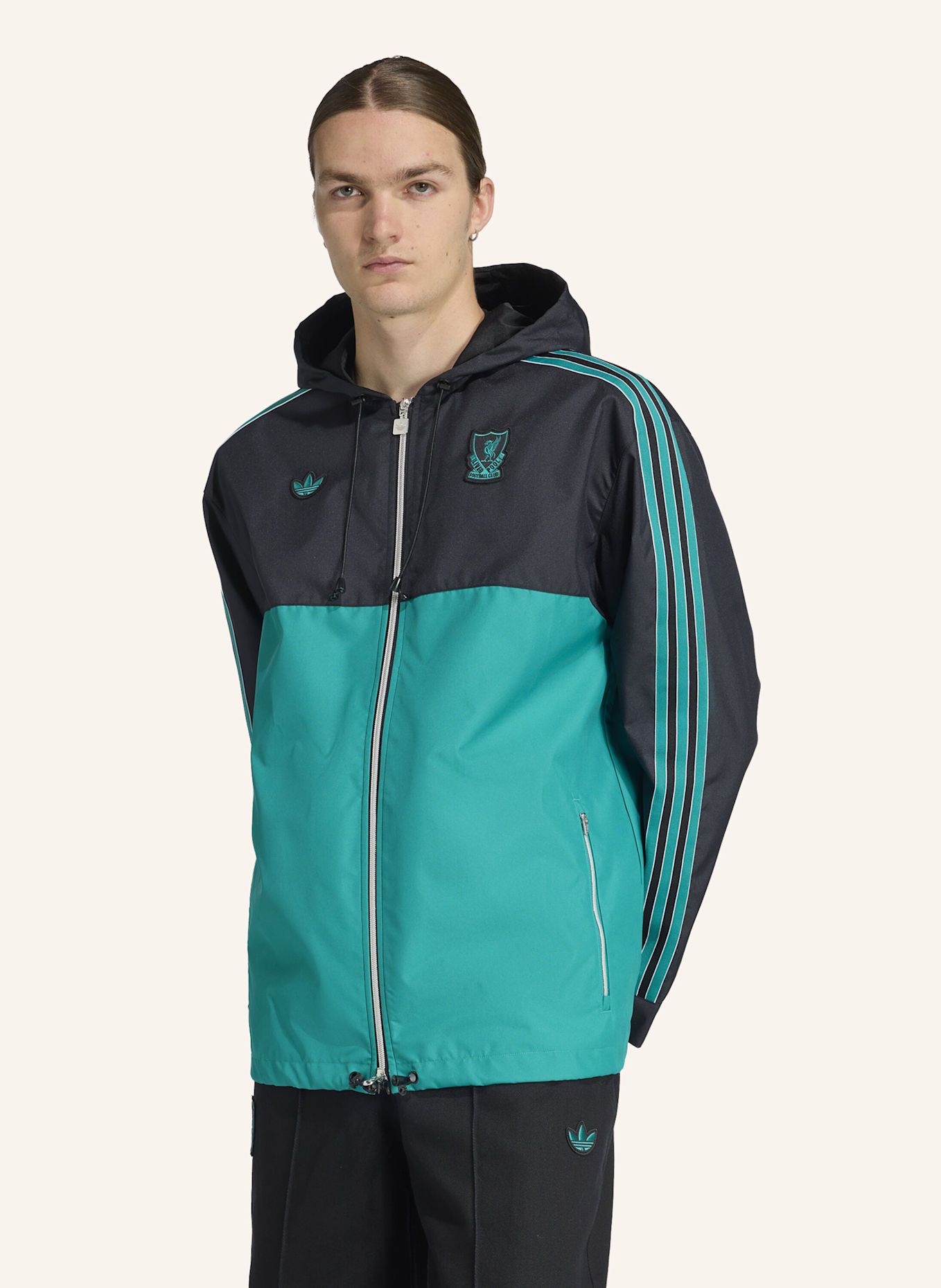 adidas Originals FC LIVERPOOL TERRACE ICONS PARKA: SCHWARZ/ GRÜN