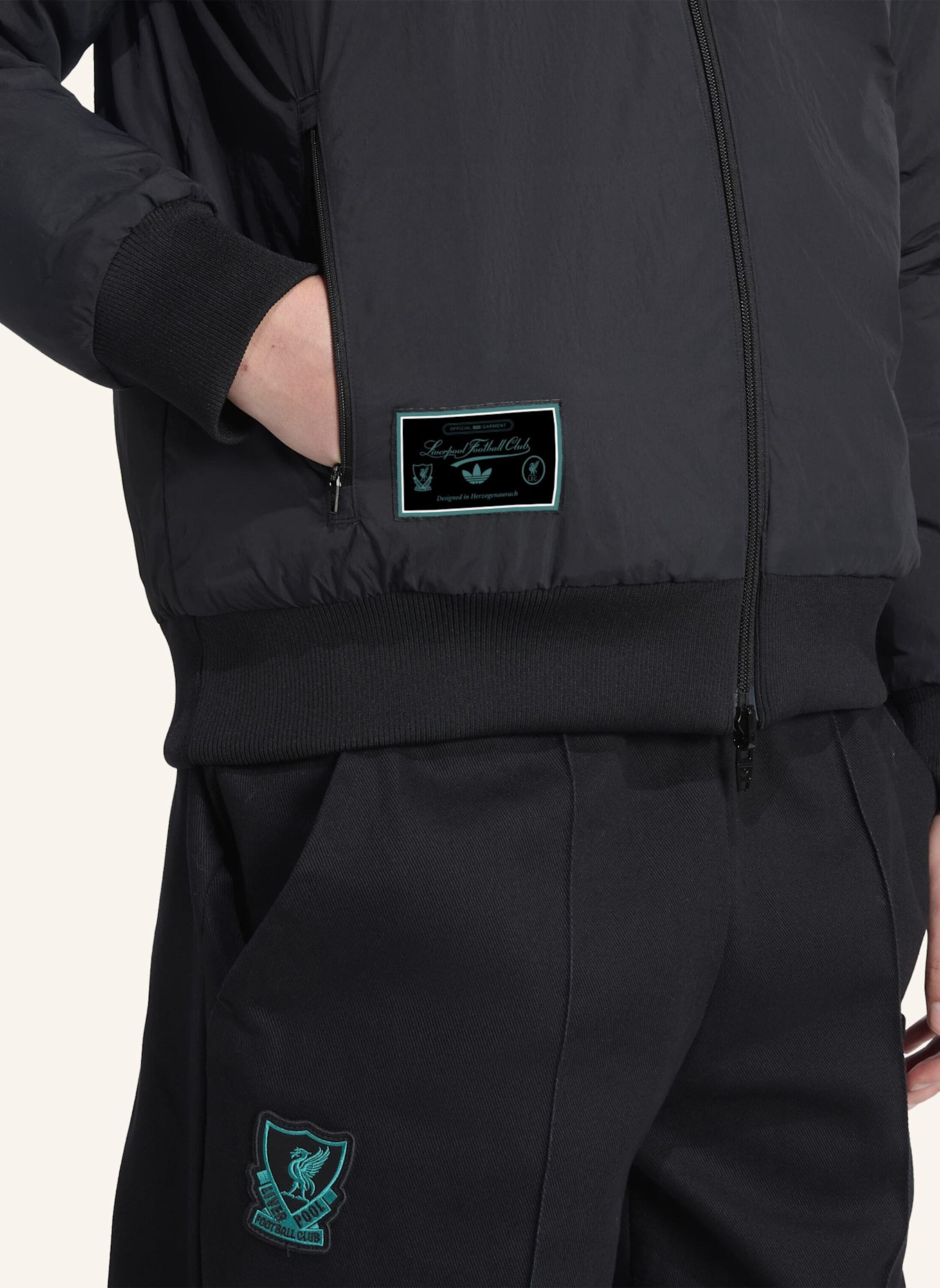 adidas Originals FC LIVERPOOL TERRACE ICONS JACKE: SCHWARZ/ GRÜN