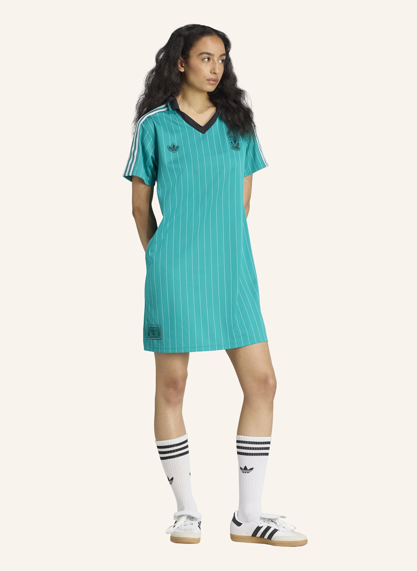 adidas Originals FC LIVERPOOL TERRACE ICONS KLEID: GRÜN/ WEISS