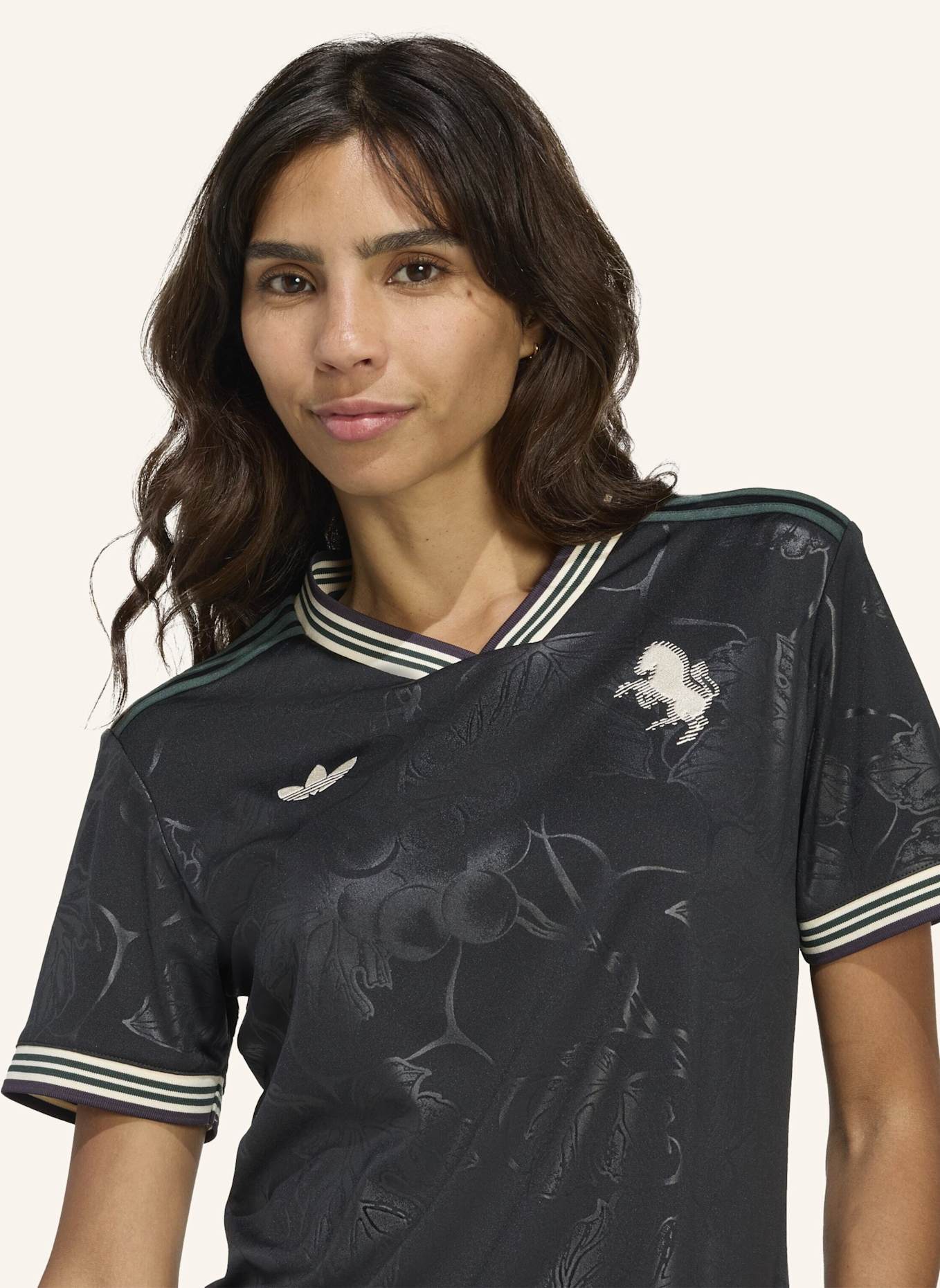 adidas JUVENTUS TURIN 25/26 AUSWEICHTRIKOT: SCHWARZ/ ECRU