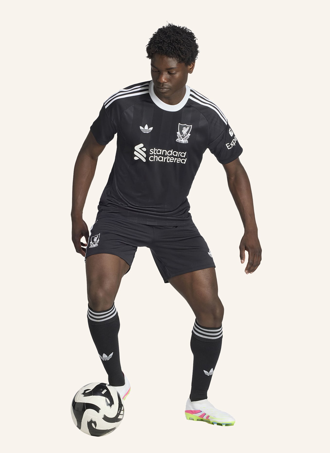 adidas LIVERPOOL FC 25/26 AUSWEICHAUSRÜSTUNG TORWARTTRIKOT: SCHWARZ