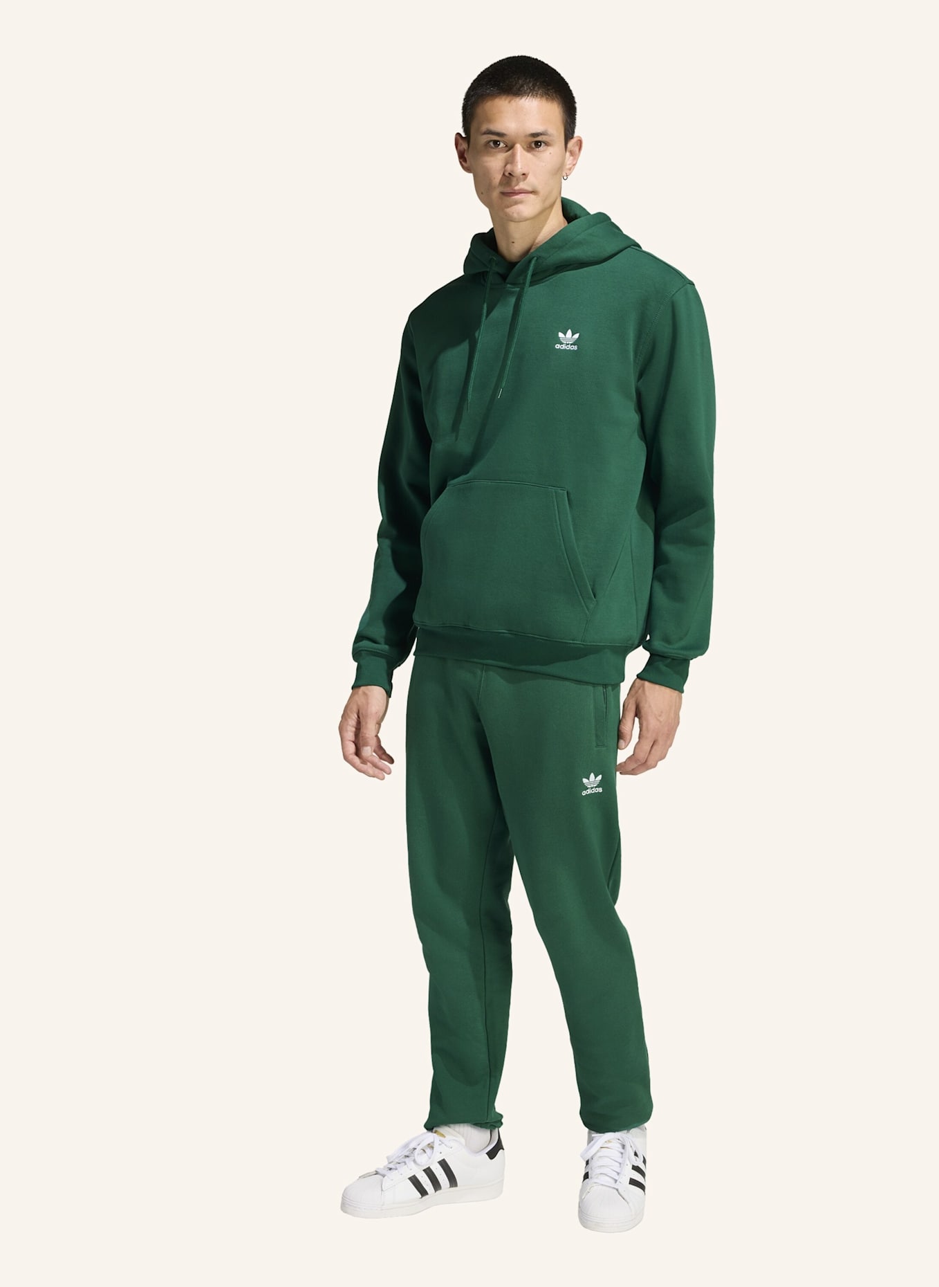 adidas Originals TREFOIL ESSENTIALS LOOSE HOODIE: GRÜN