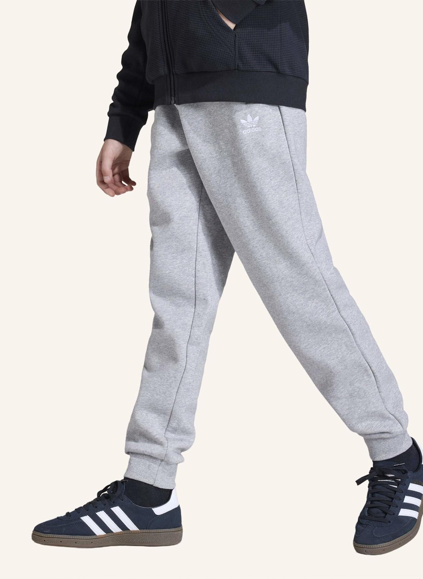 adidas Originals Sweatpants: WEISS