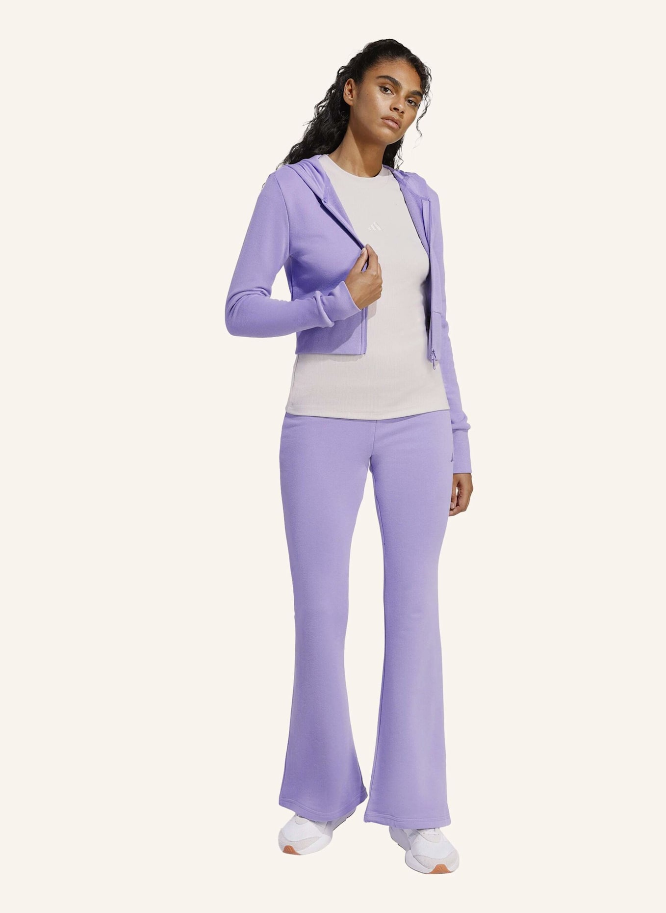 adidas SEASONAL ESSENTIALS FRENCH TERRY TRACK TOP MIT DURCHGEHENDEM REISSVERSCHLUSS: LILA