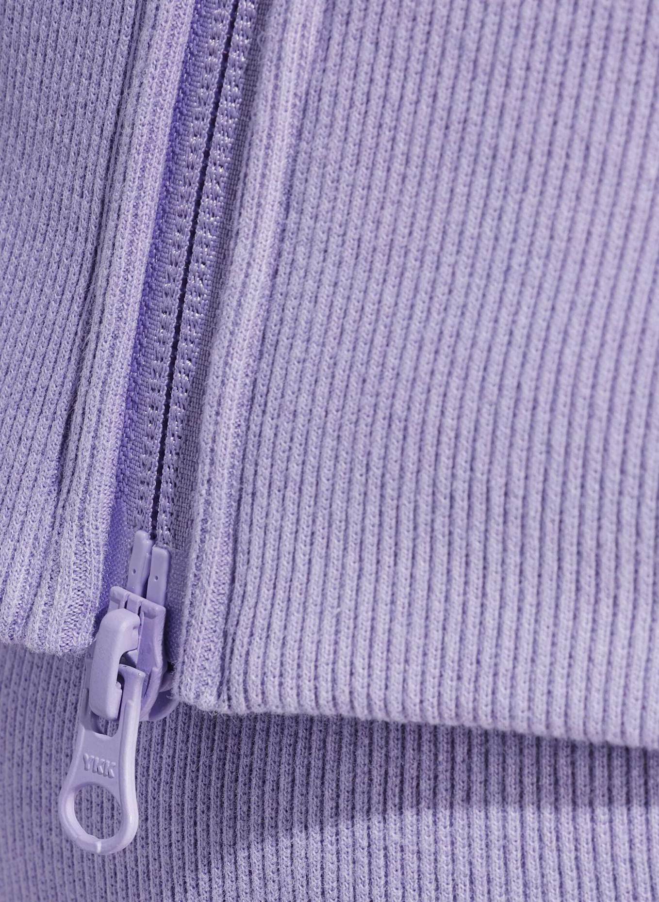 adidas SEASONAL ESSENTIALS FRENCH TERRY TRACK TOP MIT DURCHGEHENDEM REISSVERSCHLUSS: LILA