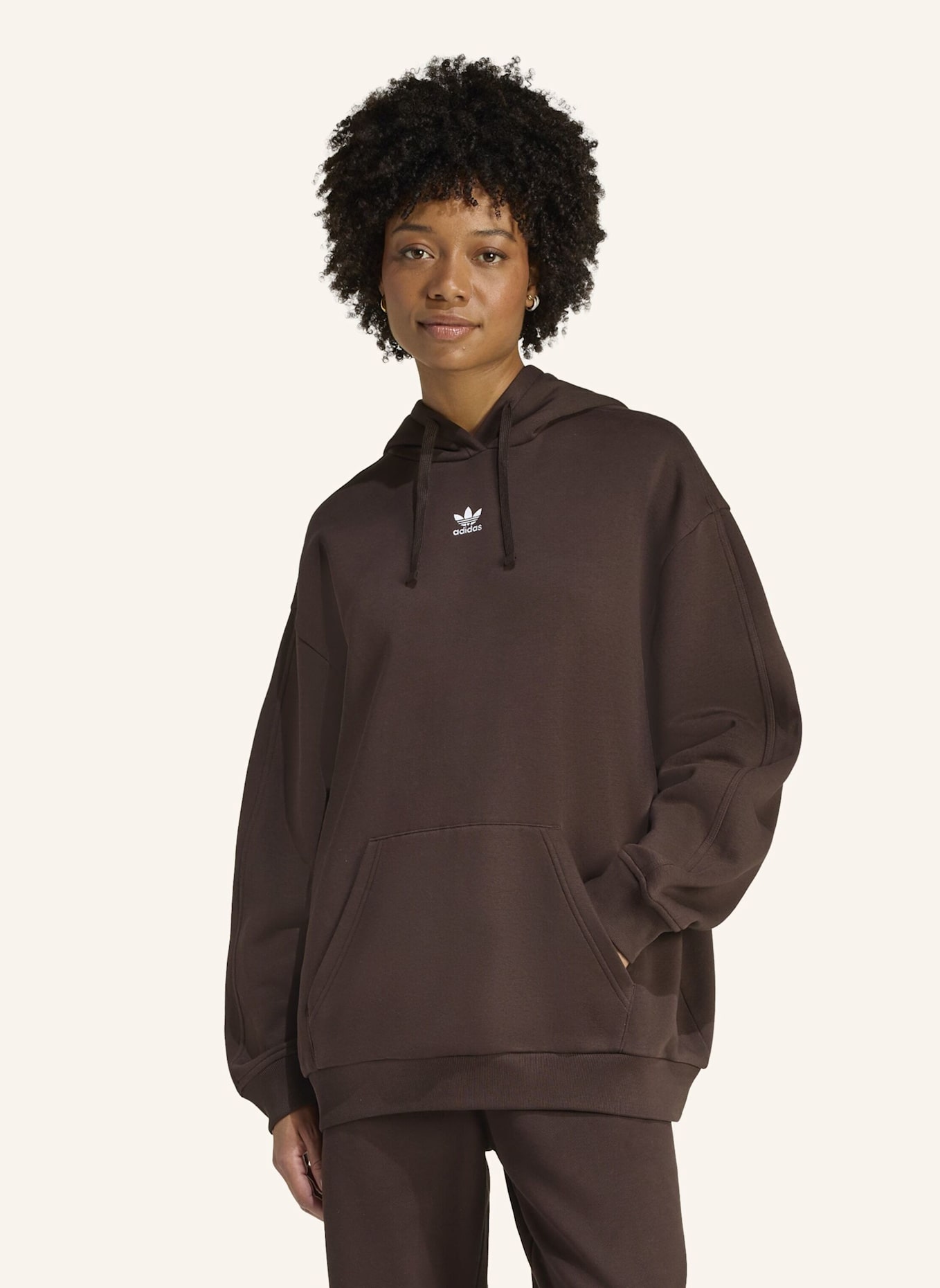 adidas Originals ESSENTIALS OVERSIZED HOODIE: BRAUN