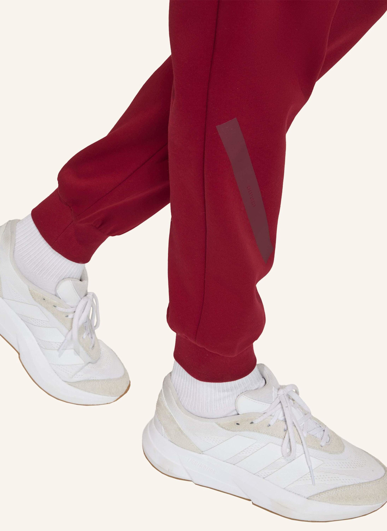 adidas Sweatpants Z.N.E.: ROT