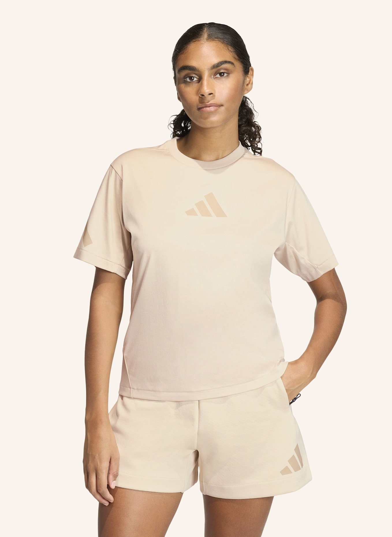 adidas T-Shirt Z.N.E.: BEIGE