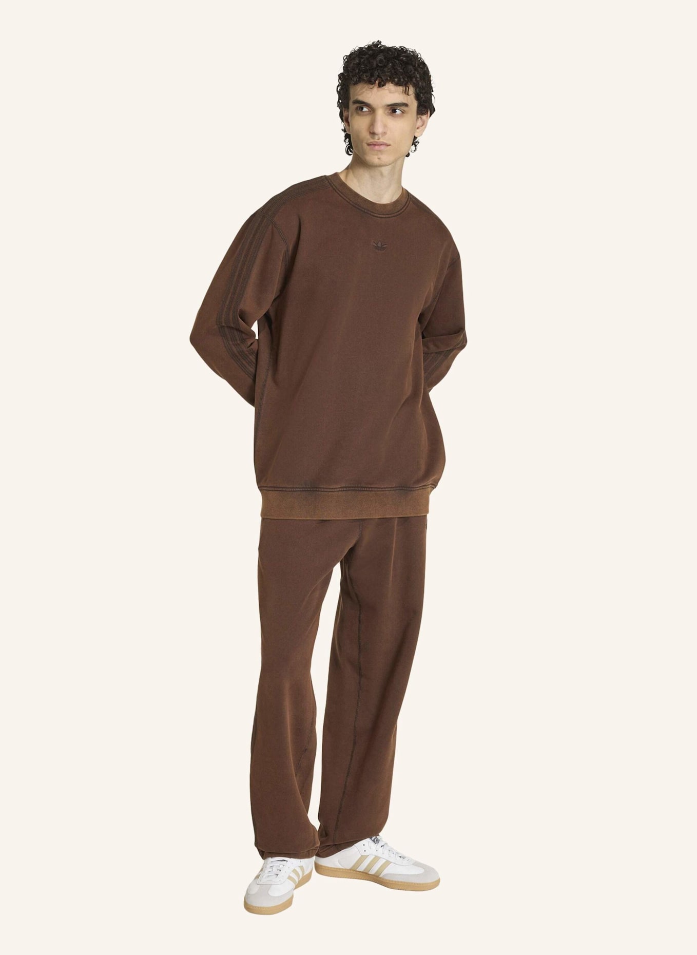 adidas Originals PREMIUM ESSENTIALS RETRO WASHED OPEN HEM HOSE: BRAUN