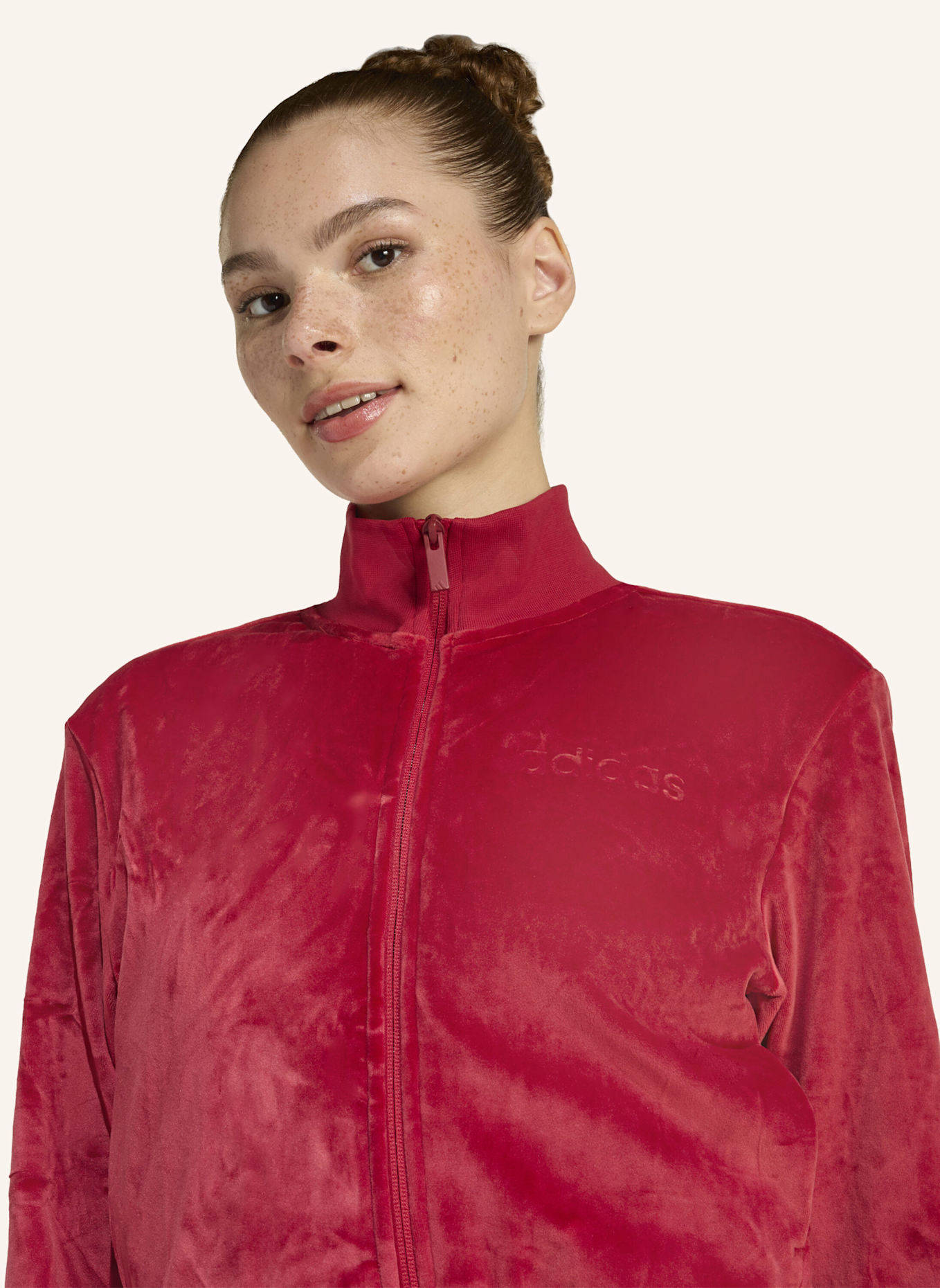 adidas GLAM VELVET TRAININGSANZUG: ROT