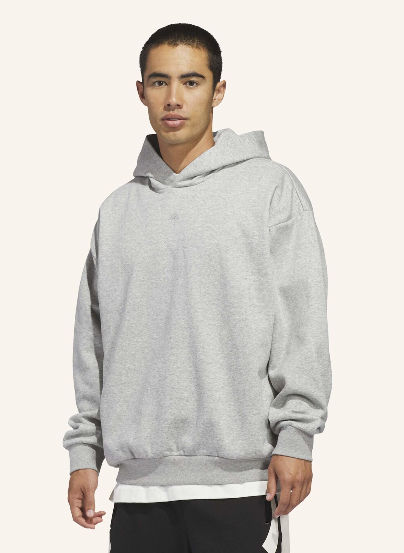 adidas ADIDAS BASKETBALL HOODIE – GENDERNEUTRAL: GRAU