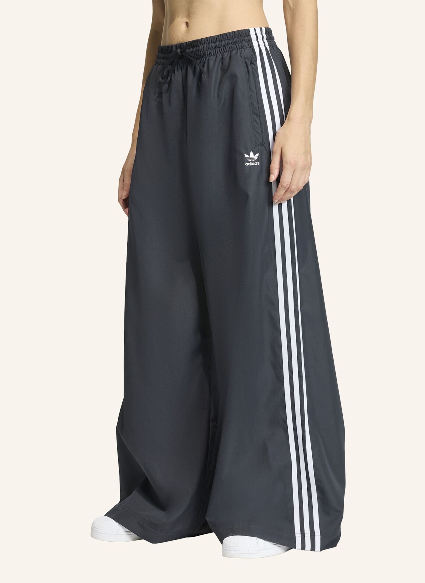 adidas Originals FIREBIRD ADILENIUM TRAININGSHOSE: SCHWARZ/ WEISS