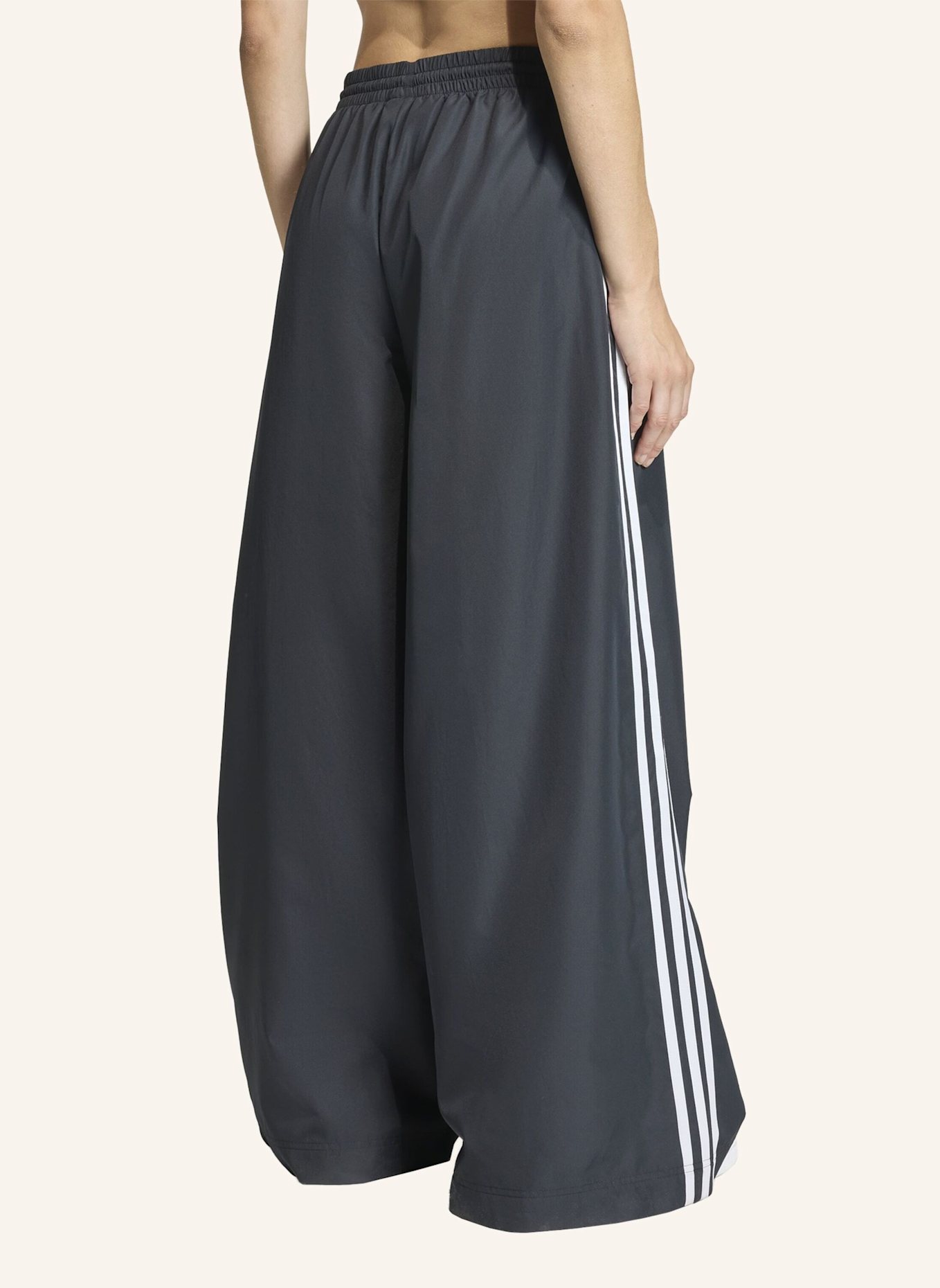 adidas Originals FIREBIRD ADILENIUM TRAININGSHOSE: SCHWARZ/ WEISS