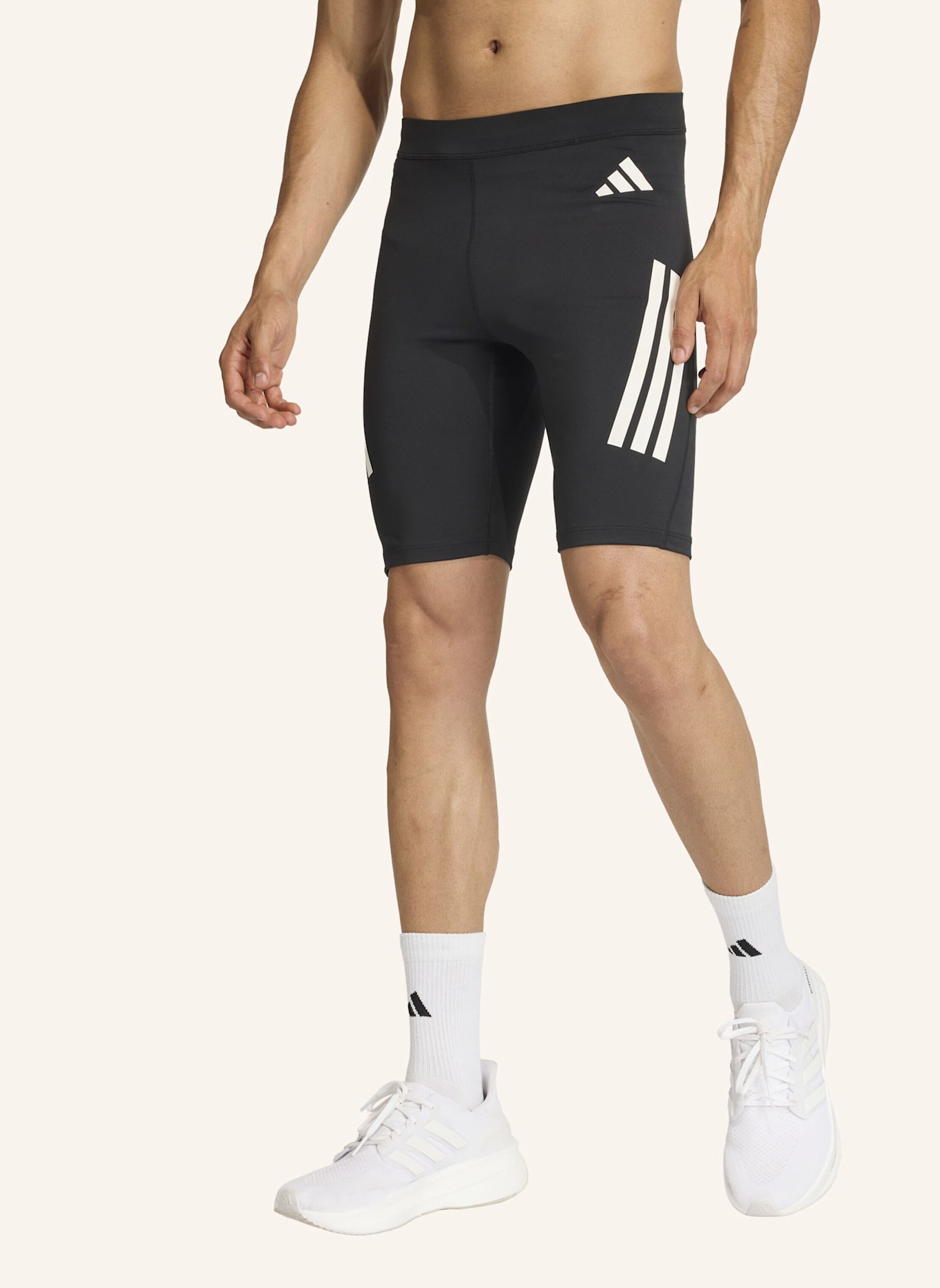 adidas ADI365 ICONIC KURZE LEGGINGS: SCHWARZ
