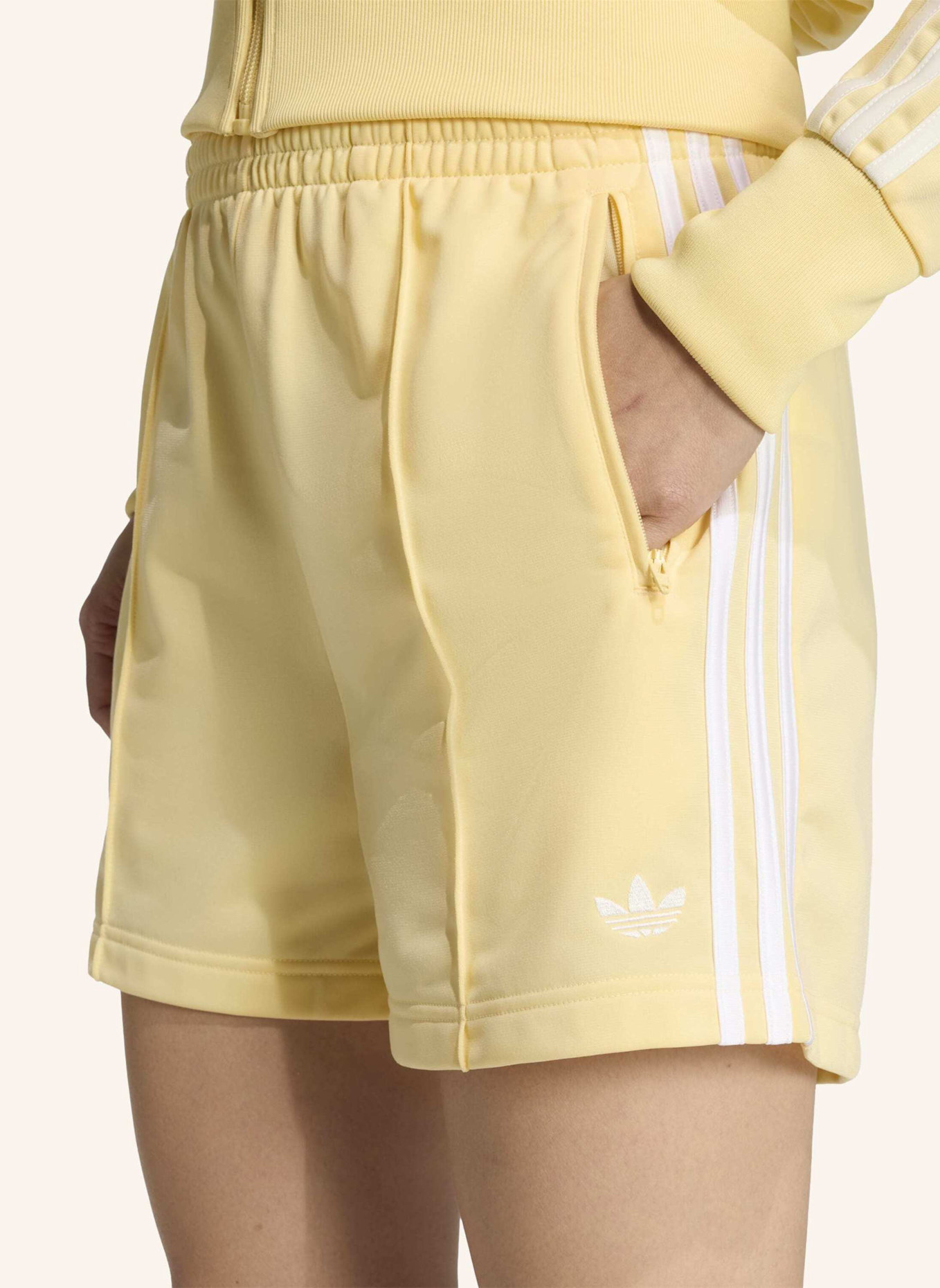 adidas Originals Shorts FIREBIRD CLASSIC: ORANGE/ WEISS