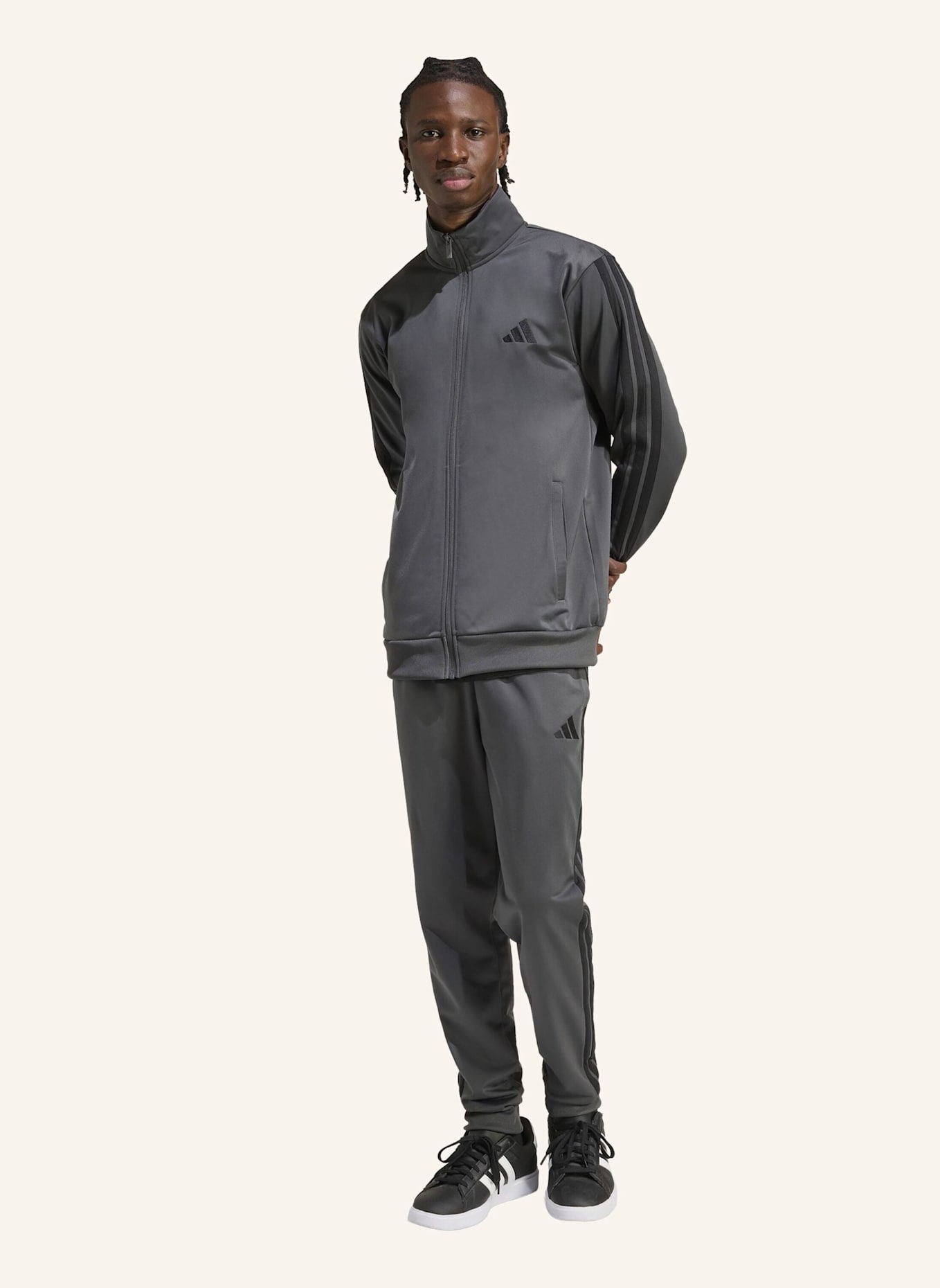 adidas Trainingsanzug 3 STRIPES: GRAU