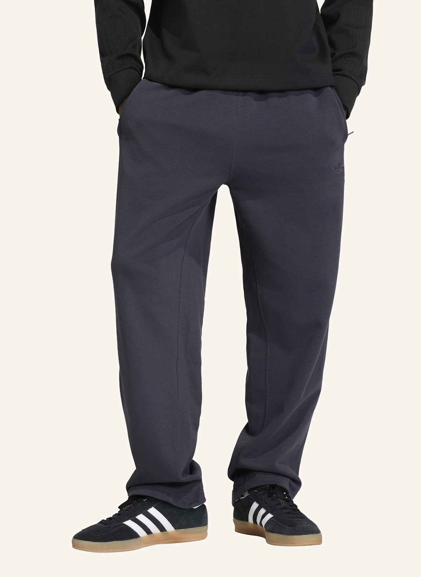 adidas Originals Sweatpants PREMIUM ESSENTIALS: LILA