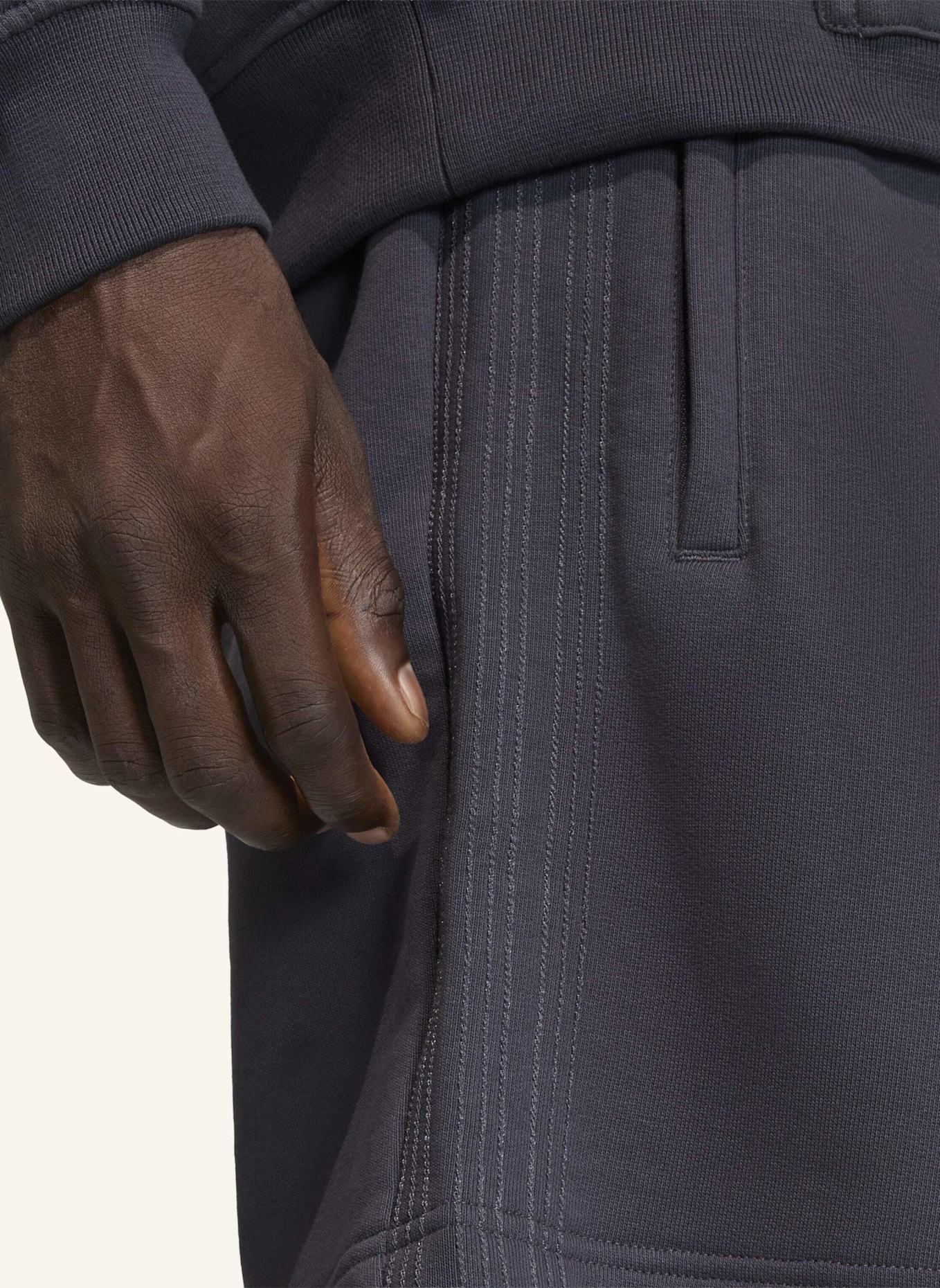 adidas Originals PREMIUM ESSENTIALS SHORTS: LILA