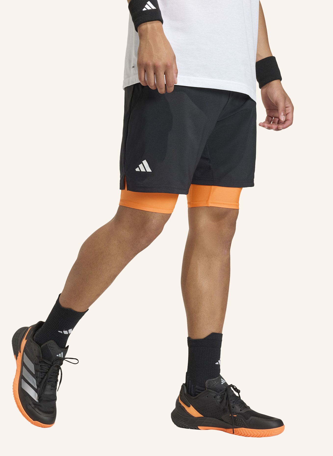 adidas CLUB TENNIS CLIMACOOL 2-IN-1 SHORTS: SCHWARZ/ ORANGE