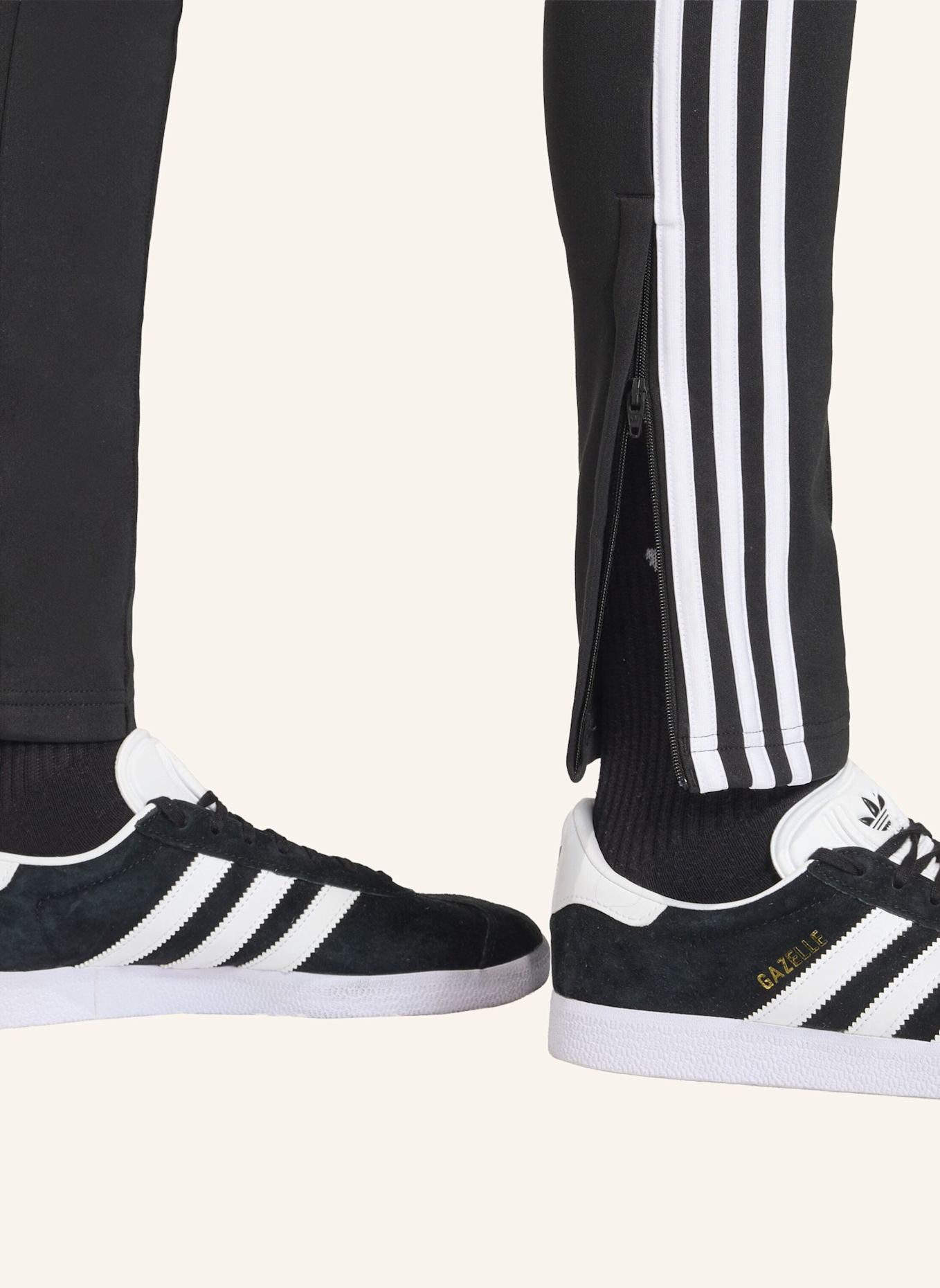 adidas Originals SST CLASSIC TRAININGSHOSE: SCHWARZ/ WEISS