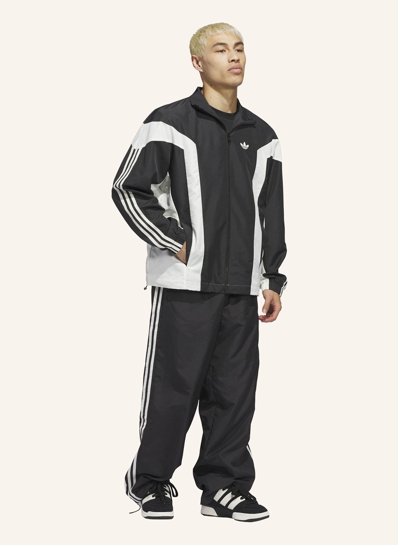 adidas Originals ORIGINALS BASKETBALL WINDBREAKER JACKE: SCHWARZ