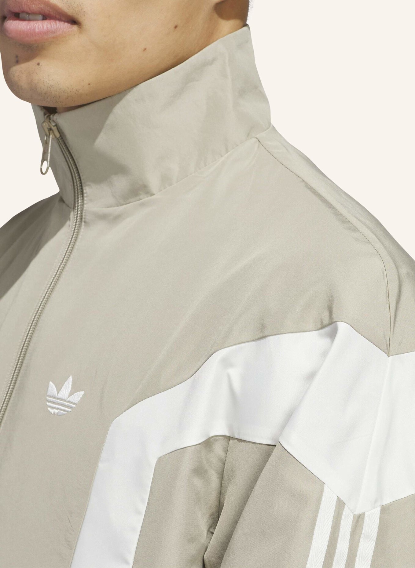 adidas Originals ORIGINALS BASKETBALL WINDBREAKER JACKE: BRAUN