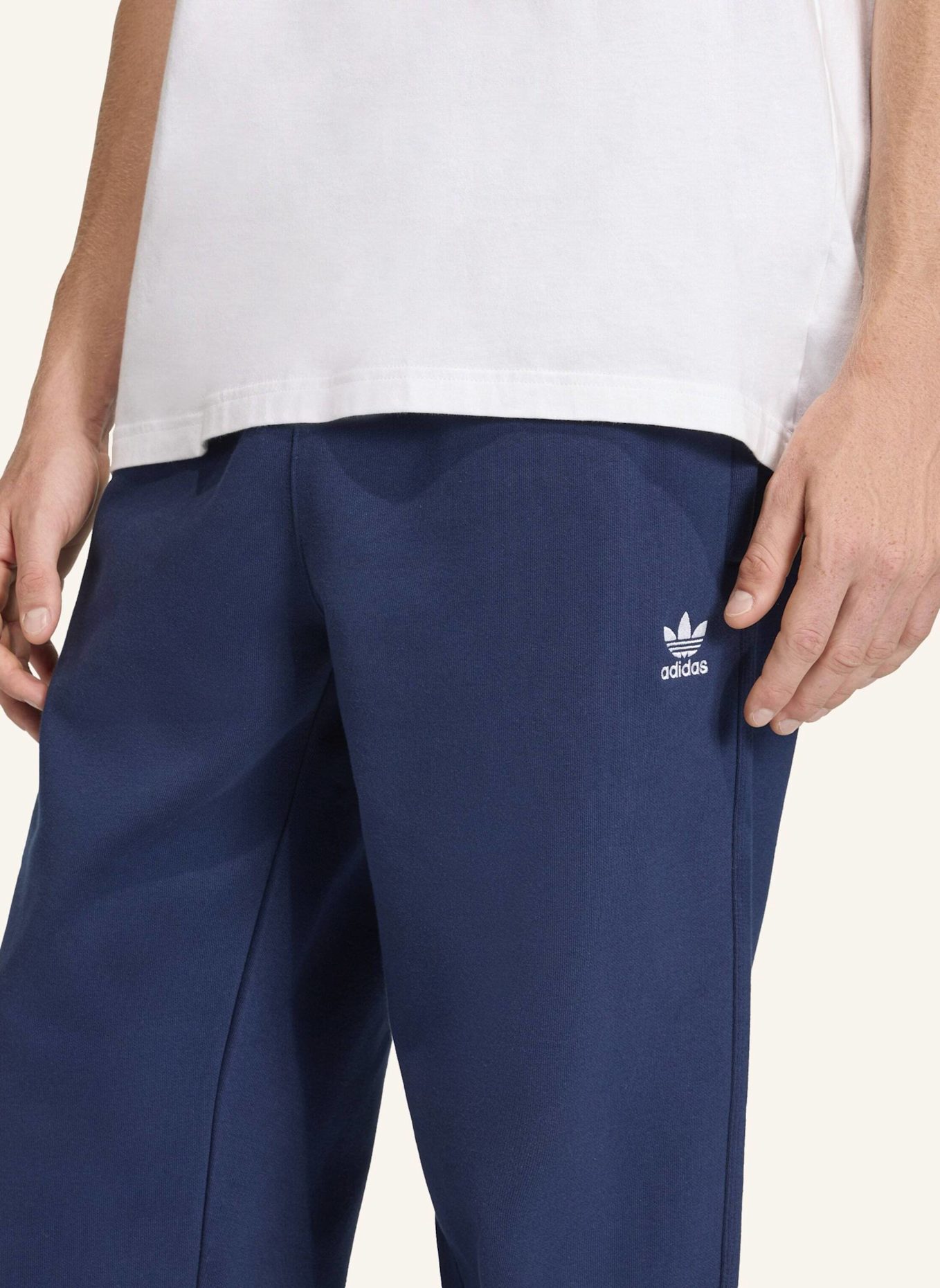 adidas Originals TREFOIL ESSENTIALS OPEN HEM HOSE: BLAU