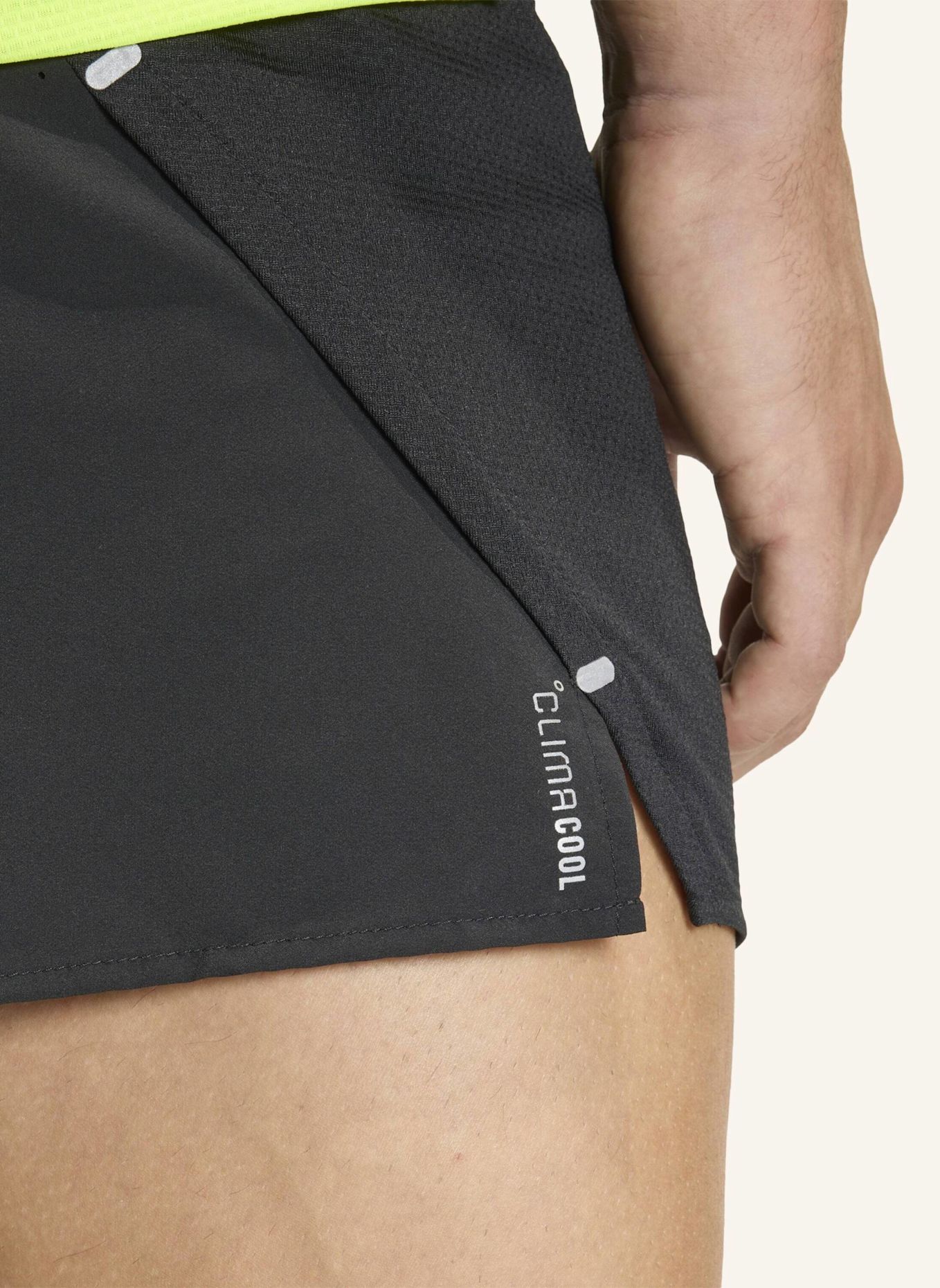 adidas ADI365BREEZE LAUFSHORTS: SCHWARZ