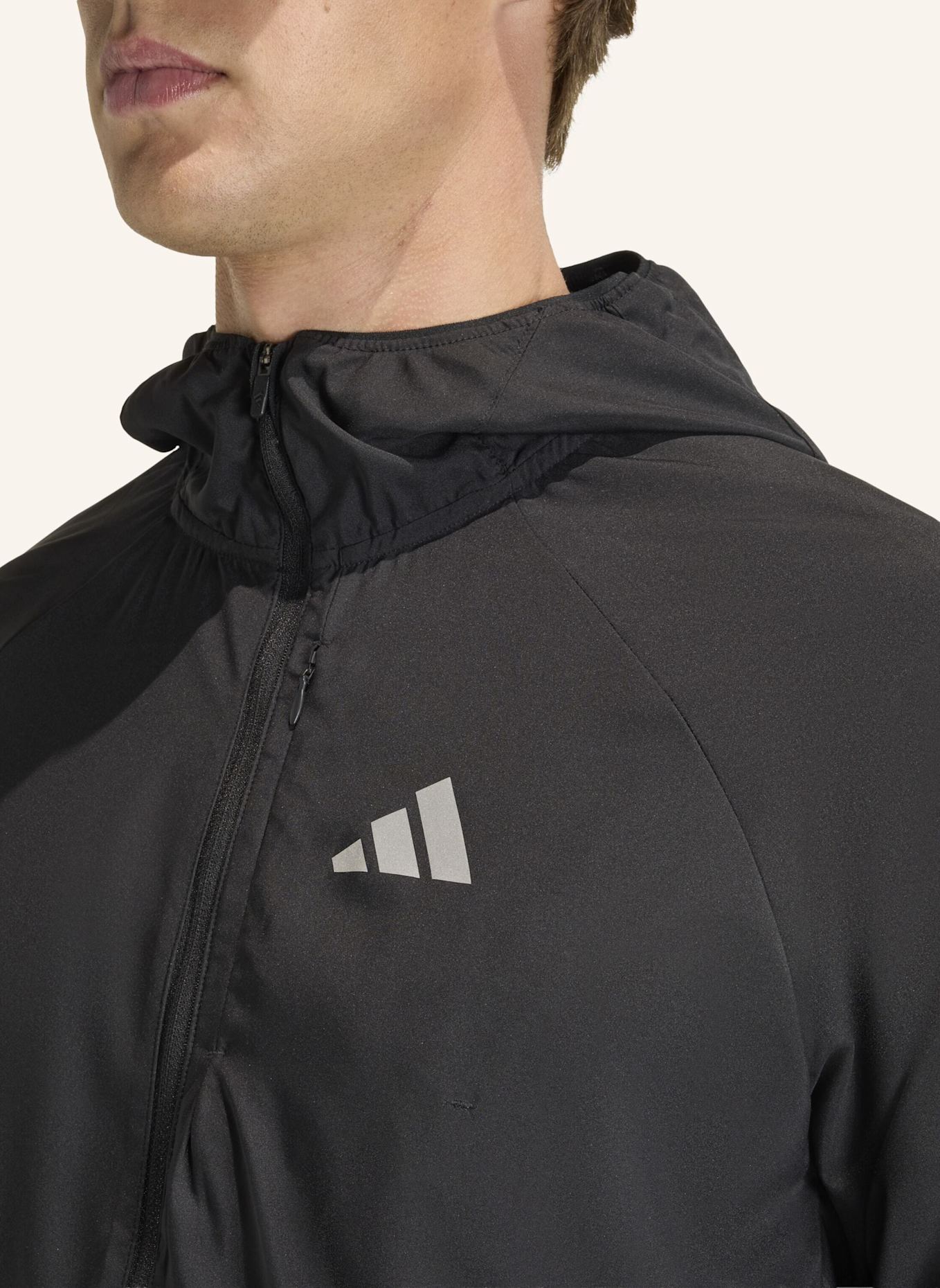 adidas ADI365 RUNNING ESSENTIALS JACKE: SCHWARZ