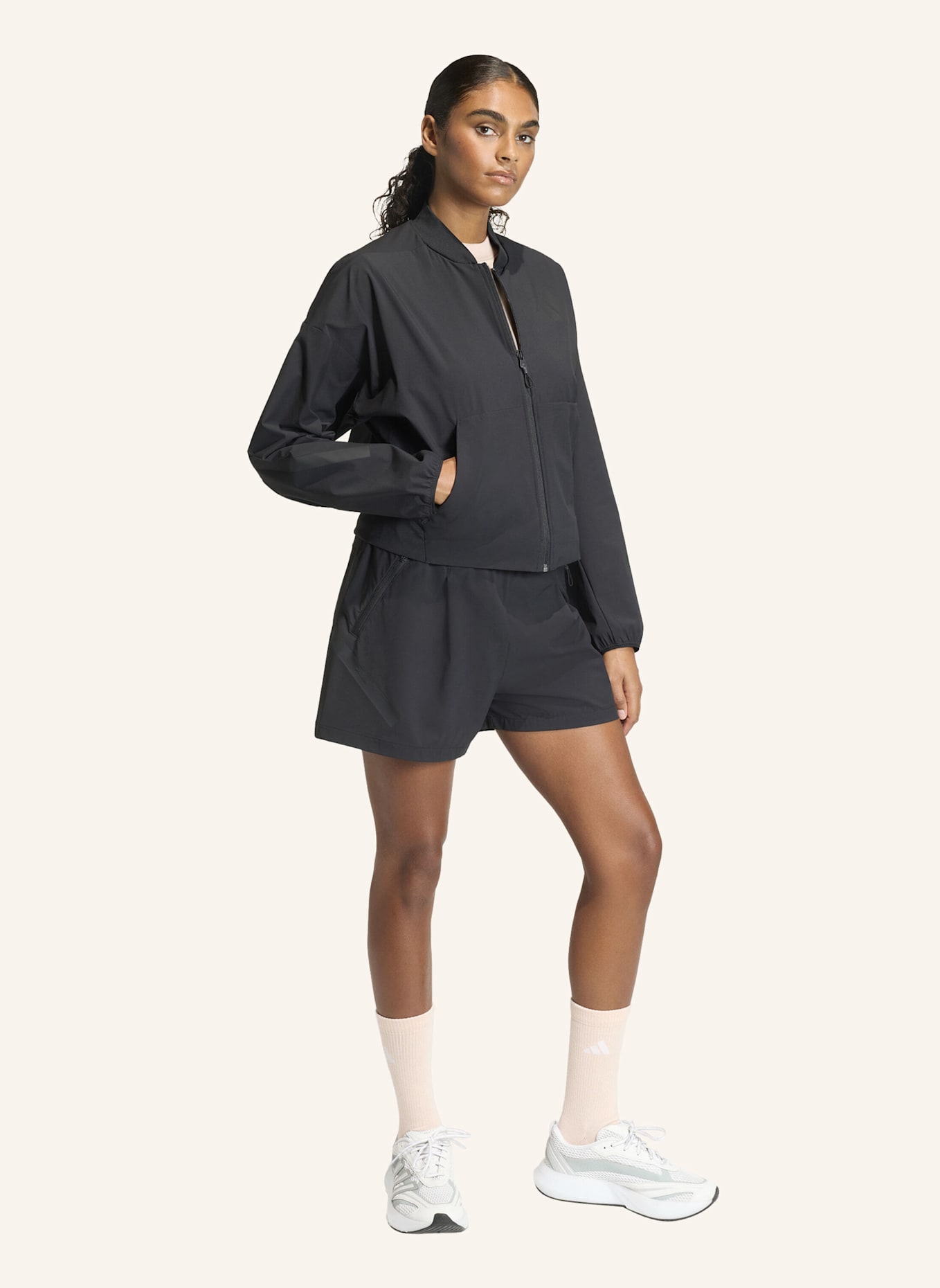 adidas ADIDAS Z.N.E. WOVEN BOMBER: SCHWARZ