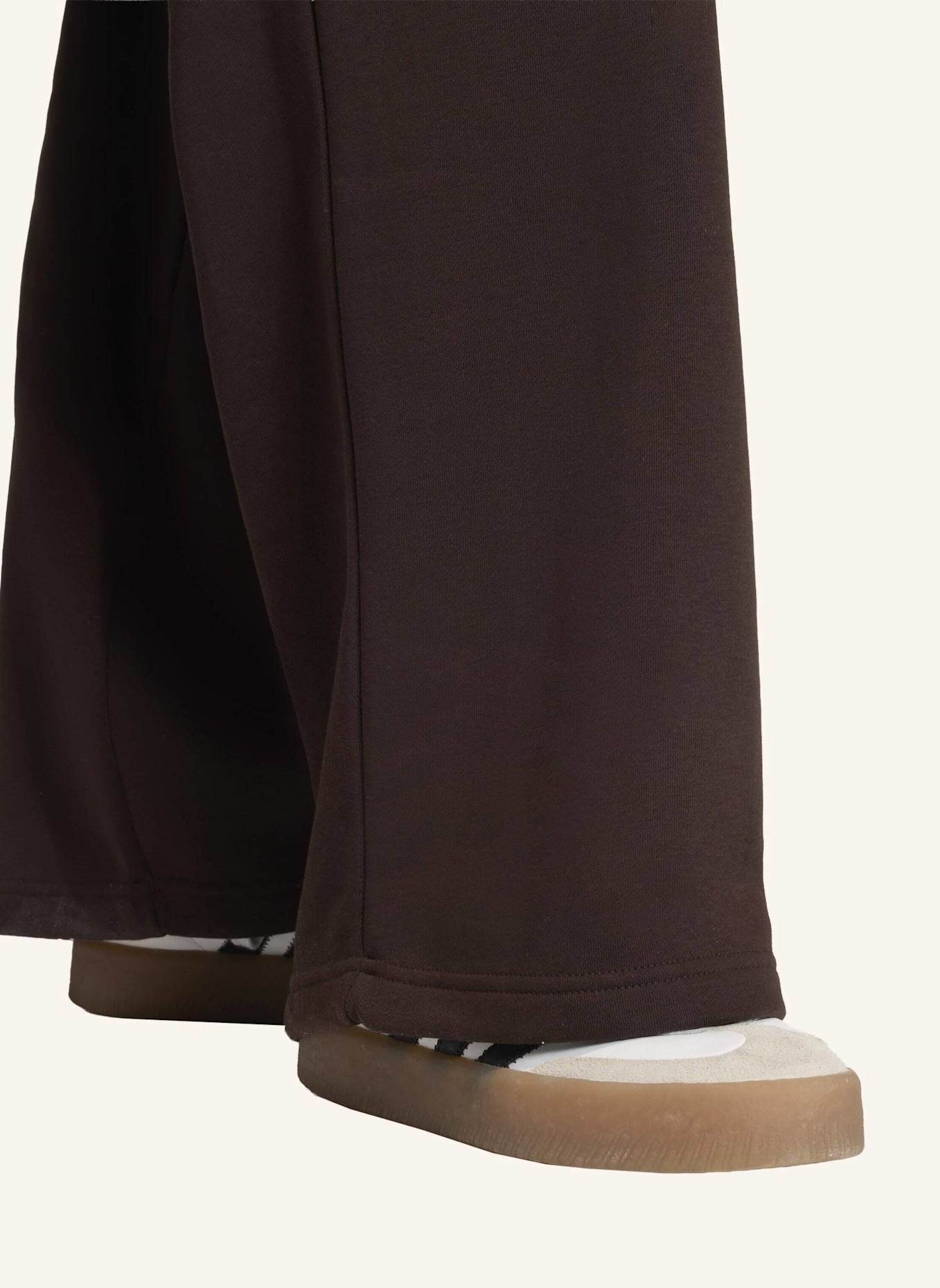 adidas Originals ESSENTIALS WIDE LEG HOSE: BRAUN