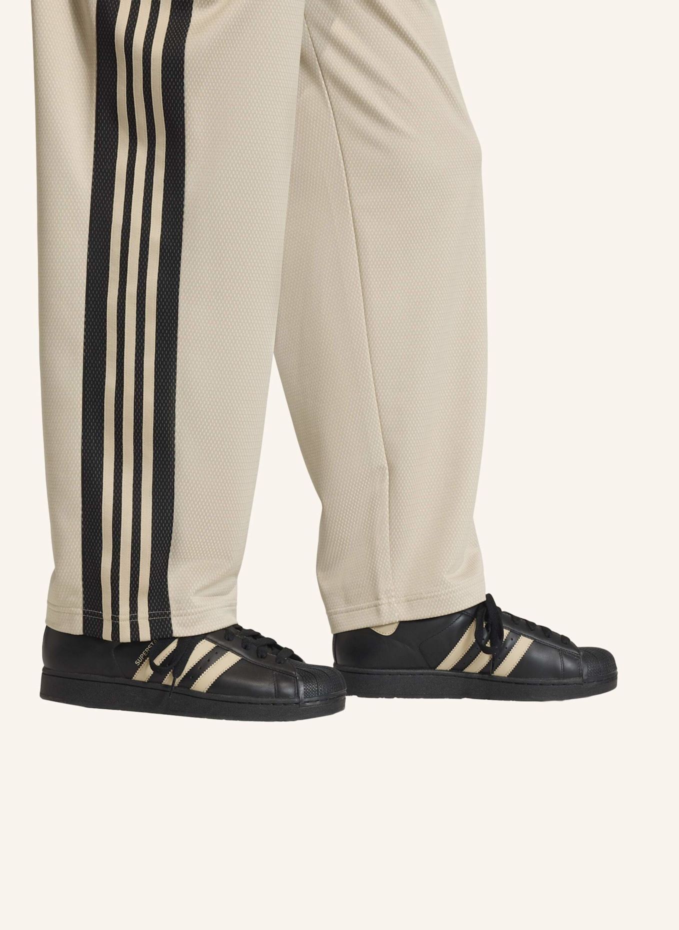 adidas Originals LOOSE MESH-JOGGINGHOSE: BEIGE