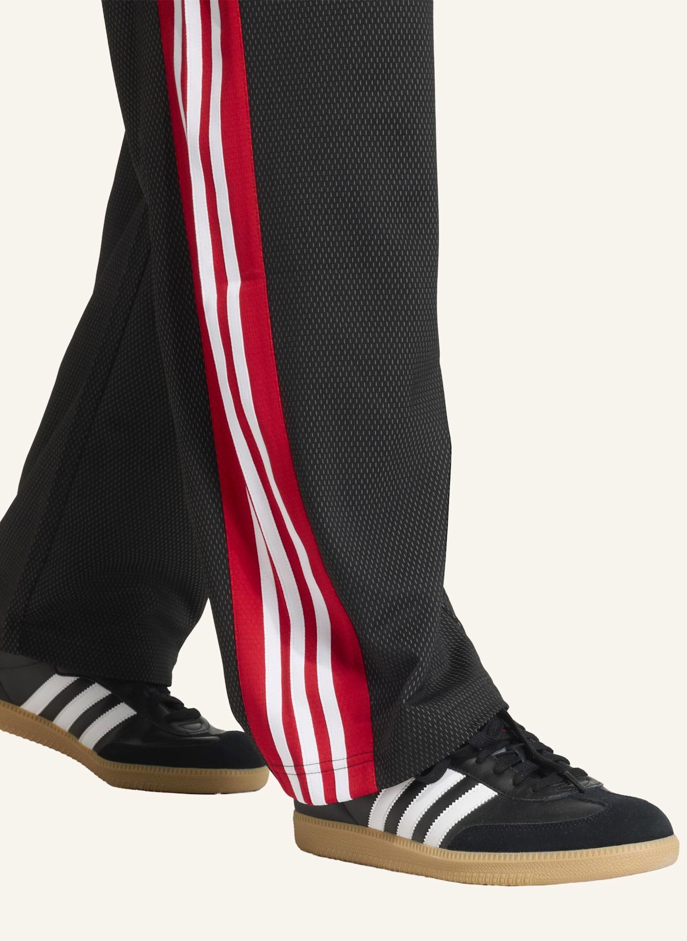 adidas Originals MESH-TRAININGSHOSE, LOCKER GESCHNITTEN: SCHWARZ