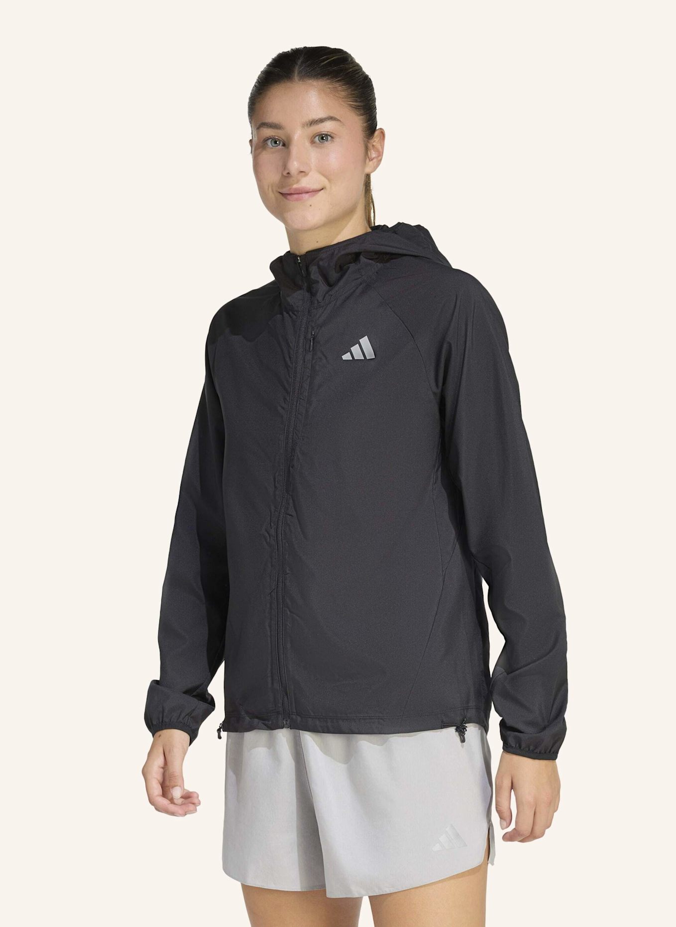 adidas ADI365 RUNNING ESSENTIALS JACKET: SCHWARZ