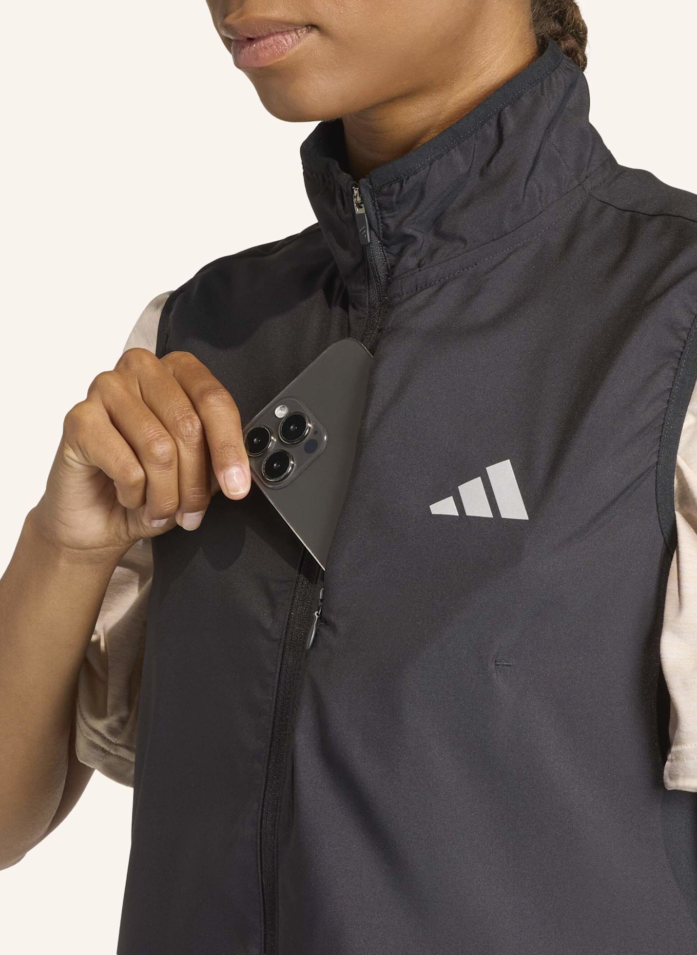 adidas ADI365 RUNNING ESSENTIALS WESTE: SCHWARZ