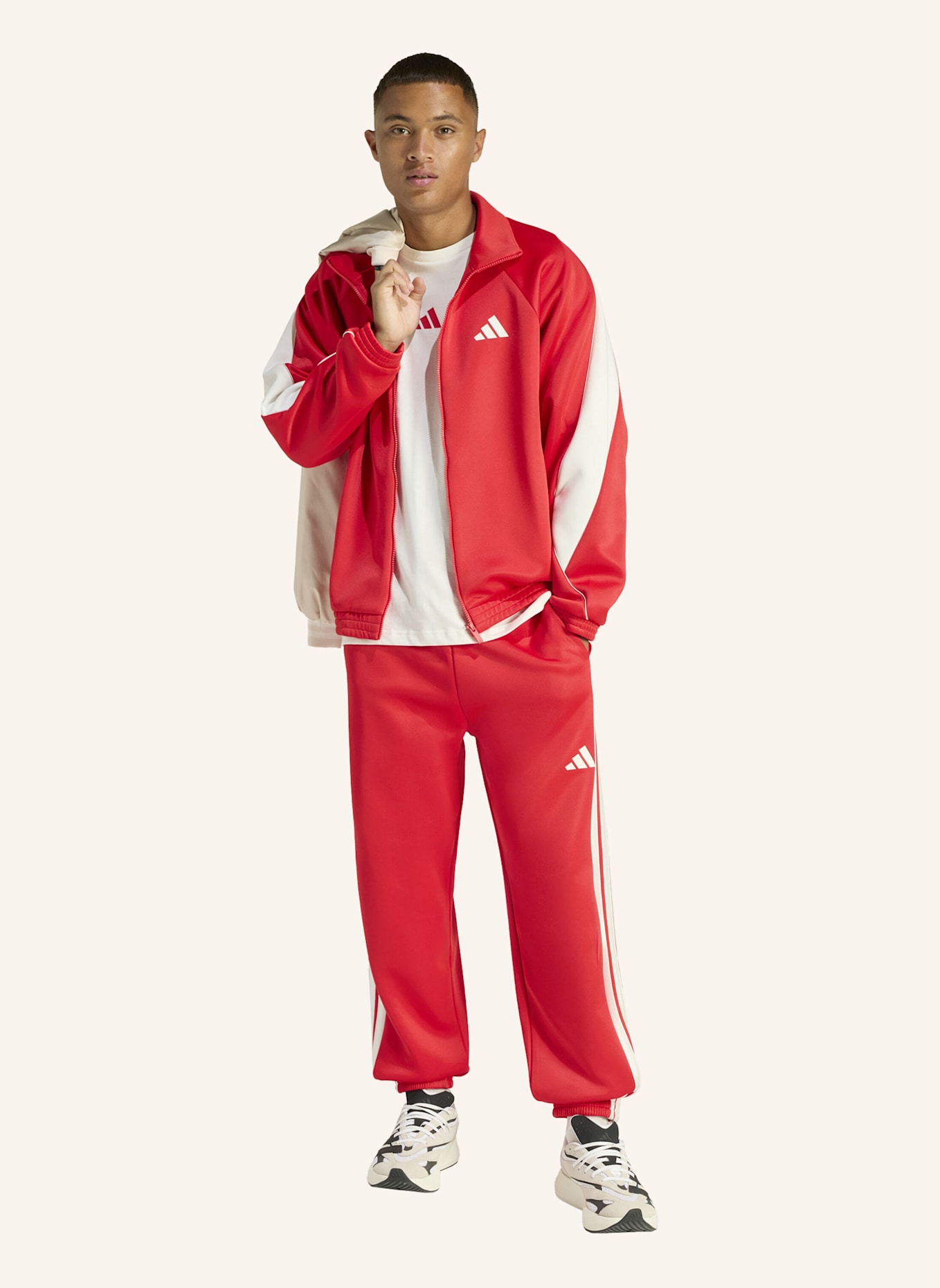 adidas STADIUM TRAININGSHOSE: ROT/ WEISS