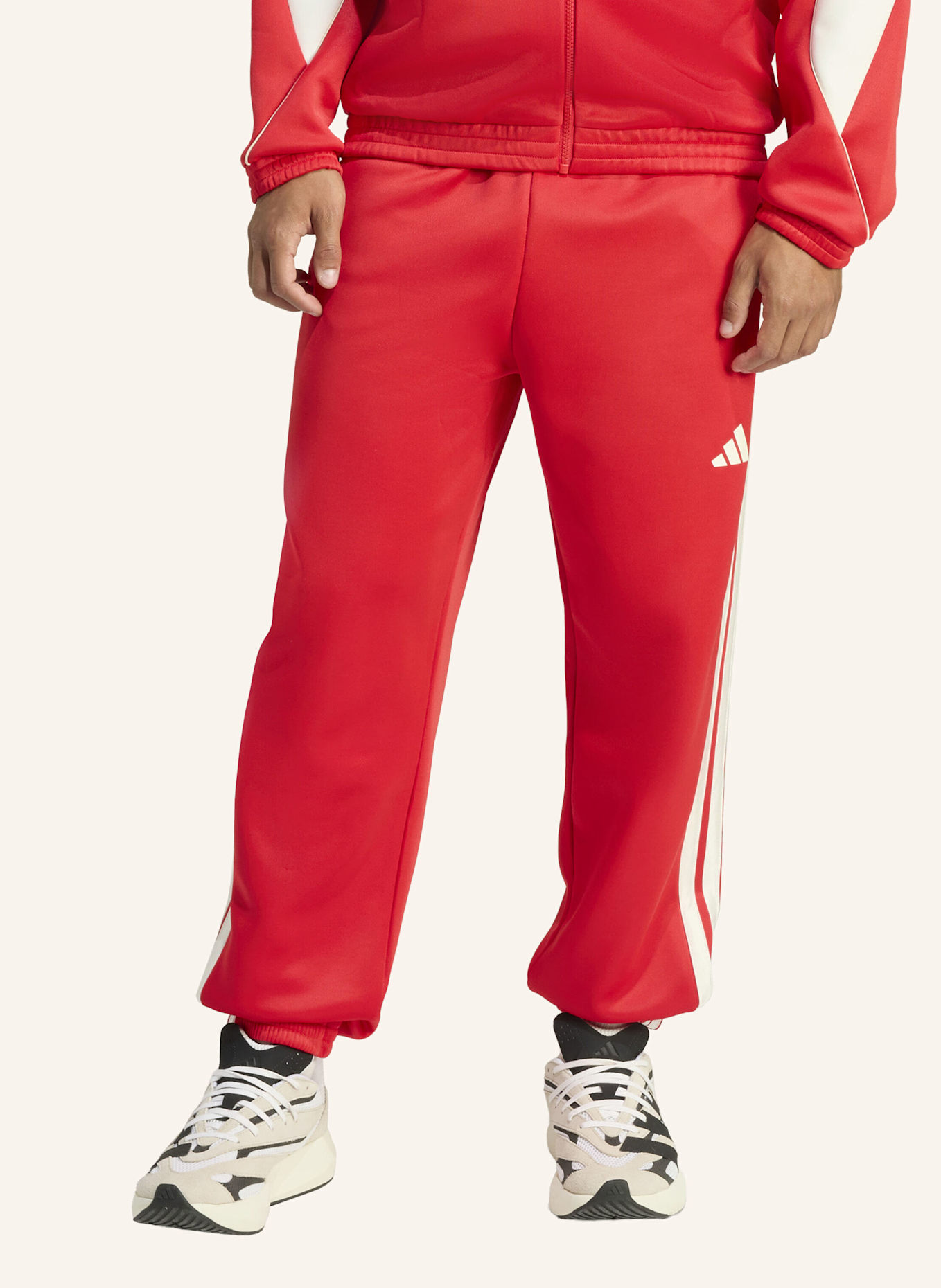 adidas STADIUM TRAININGSHOSE: ROT/ WEISS
