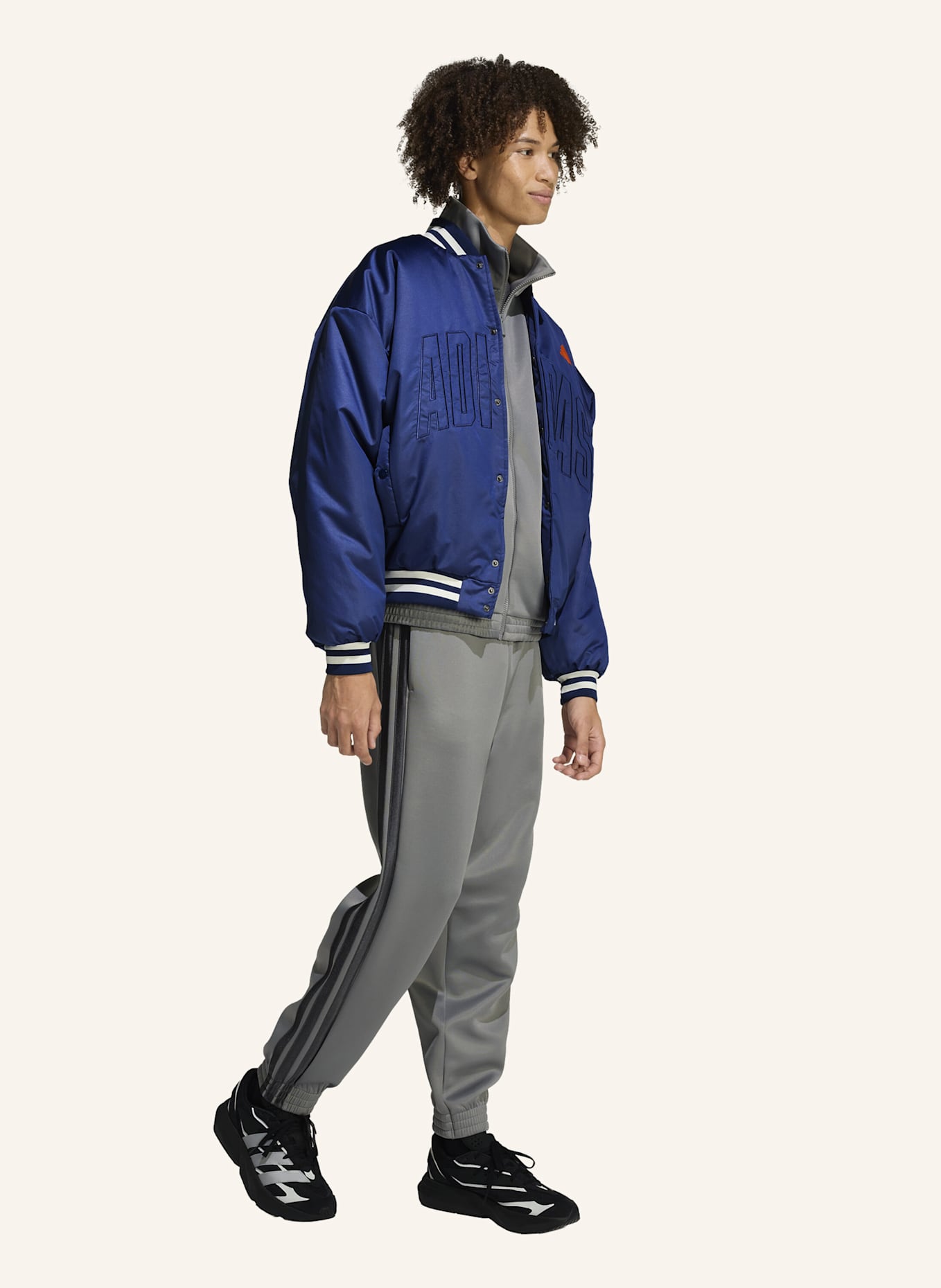 adidas STADIUM TRAININGSHOSE: GRAU