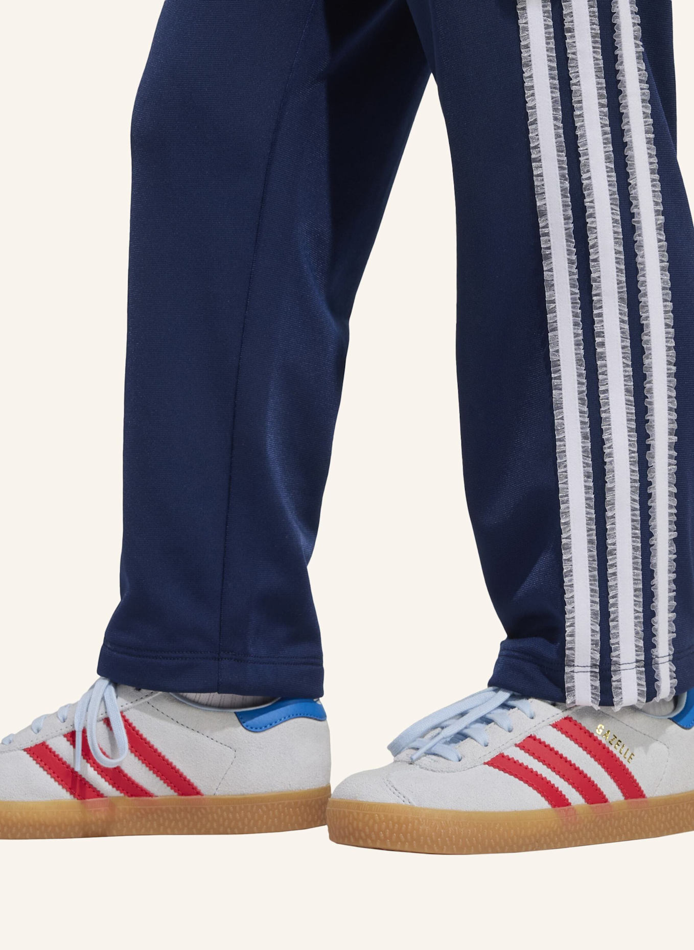 adidas Originals ADIDAS DISNEY FIREBIRD TRAININGSANZUG: BLAU/ WEISS
