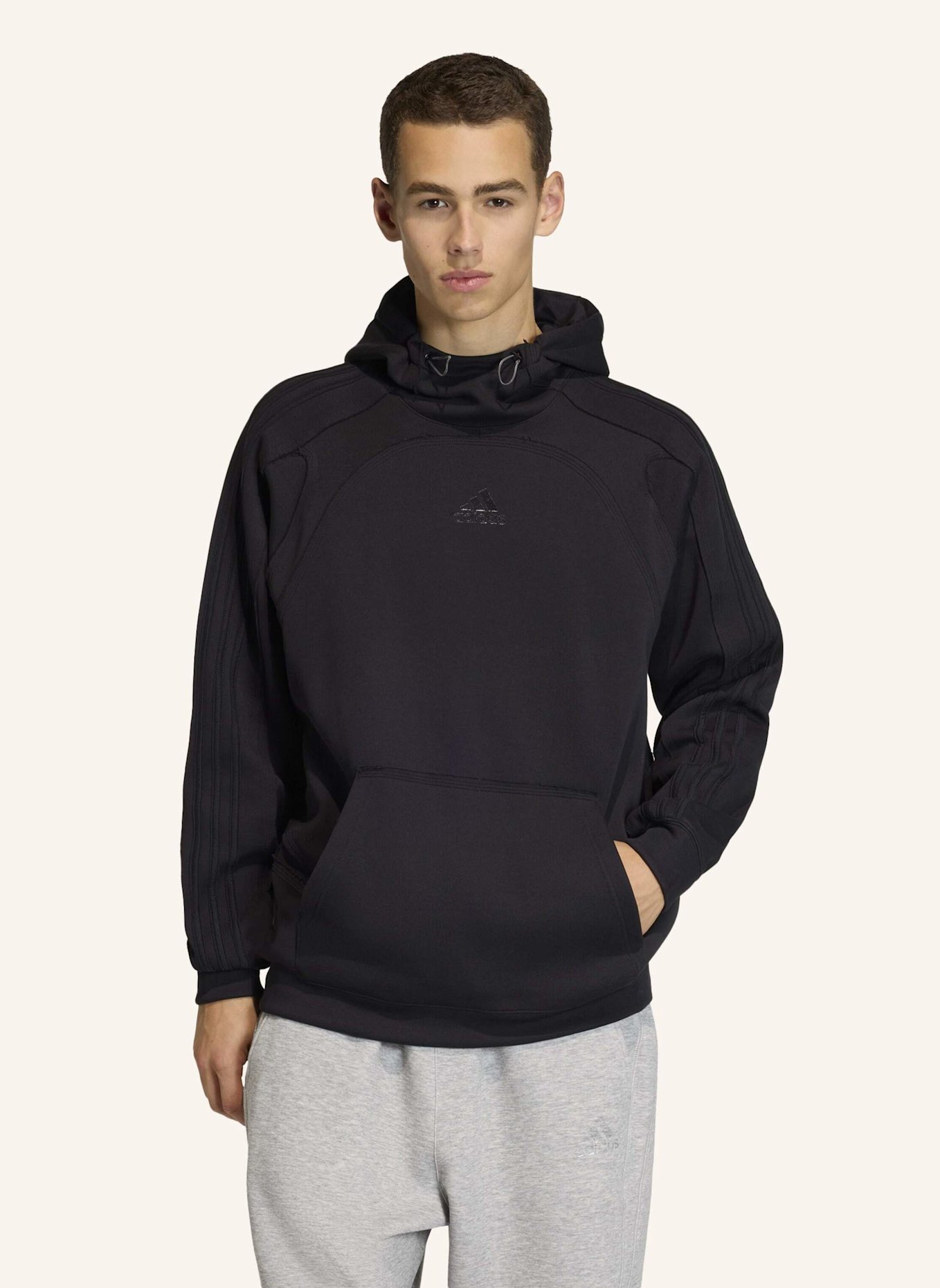 adidas Originals SPACER CUTLINE HOODIE: SCHWARZ