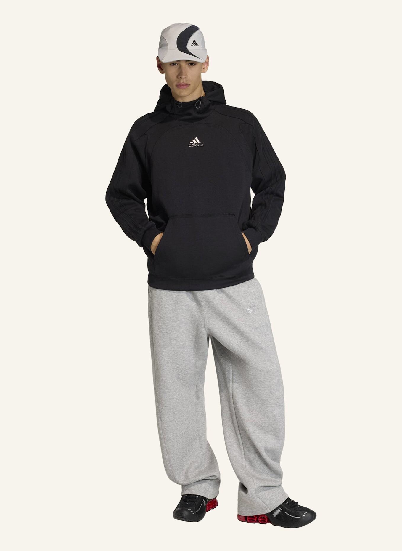 adidas Originals SPACER CUTLINE HOODIE: SCHWARZ