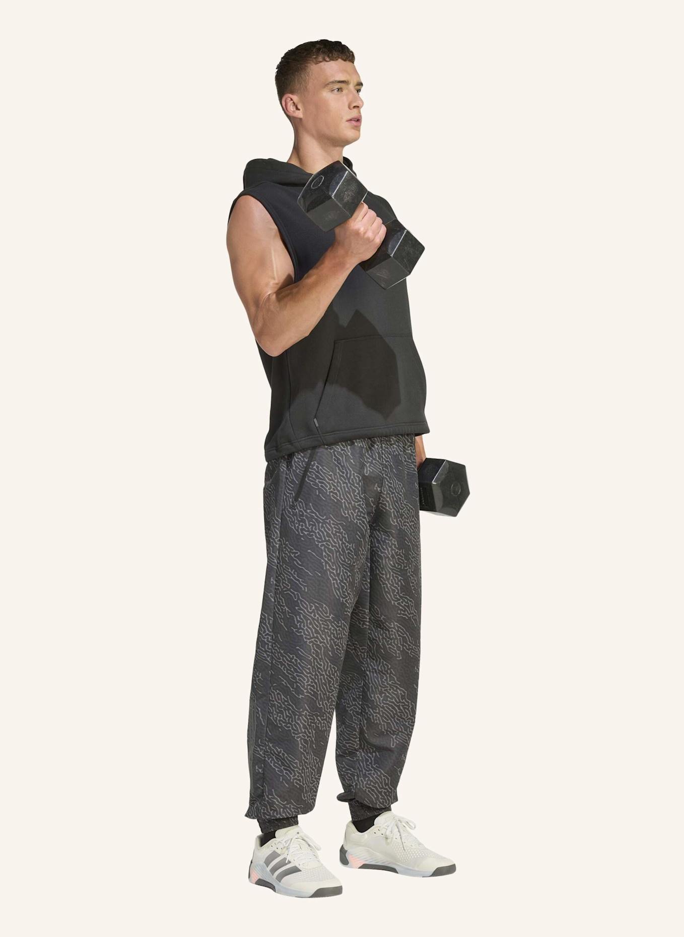 adidas POWER WORKOUT AOP HOSE: GRAU