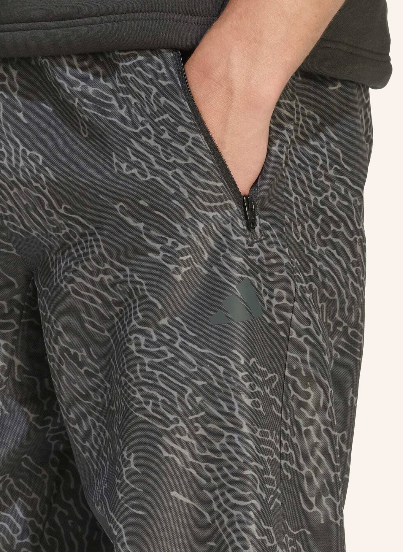 adidas POWER WORKOUT AOP HOSE: GRAU