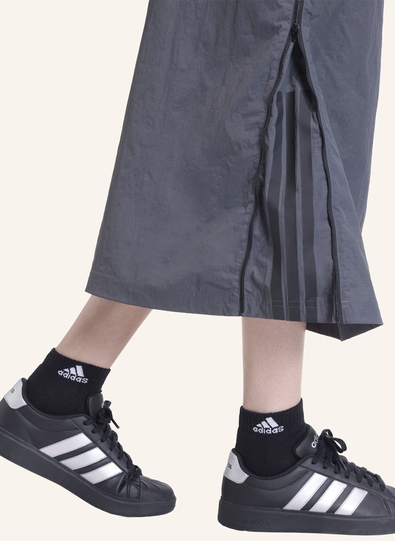 adidas CITY TECH WOVEN ROCK MIT REISSVERSCHLUSS: GRAU