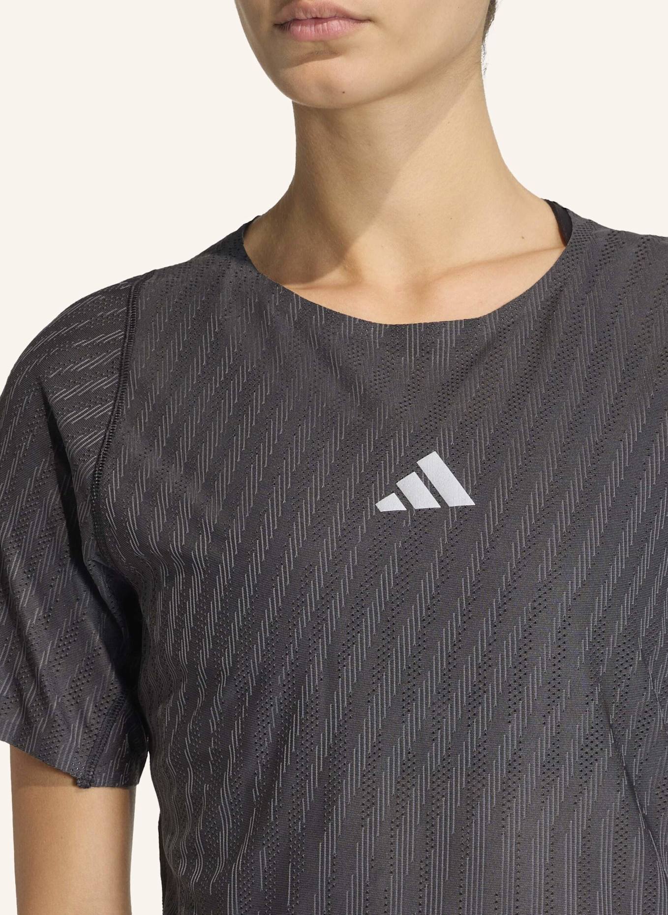 adidas ADI365 CLIMACOOL+ ENGINEERED T-SHIRT: SCHWARZ