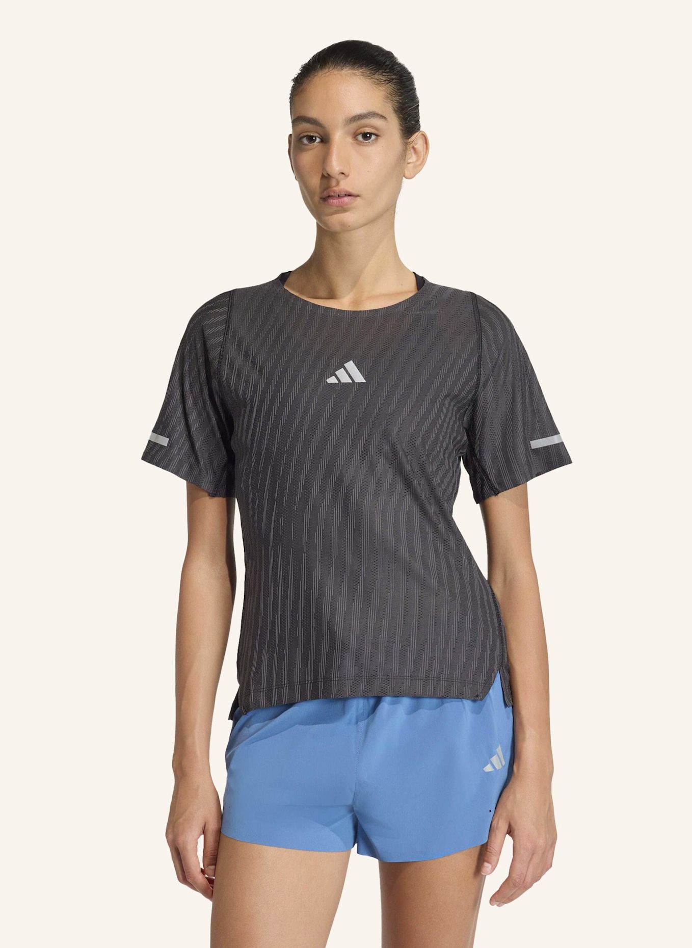 adidas ADI365 CLIMACOOL+ ENGINEERED T-SHIRT: SCHWARZ