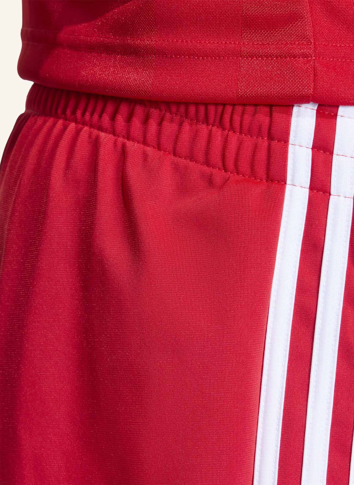 adidas Originals FIREBIRD SHORTS: ROT