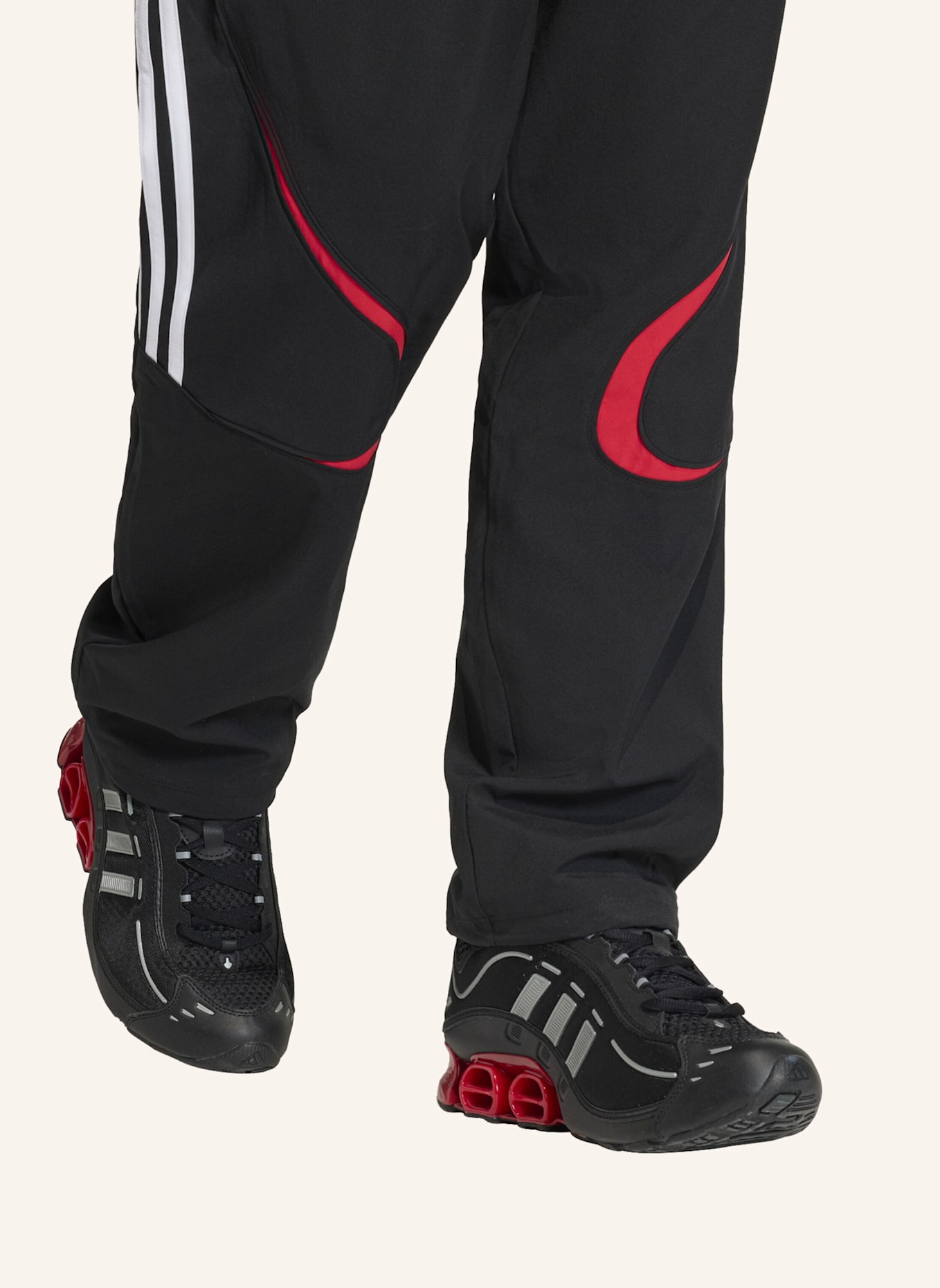 adidas Originals TEAMGEIST ADICOLOR TRAININGSHOSE: SCHWARZ/ WEISS