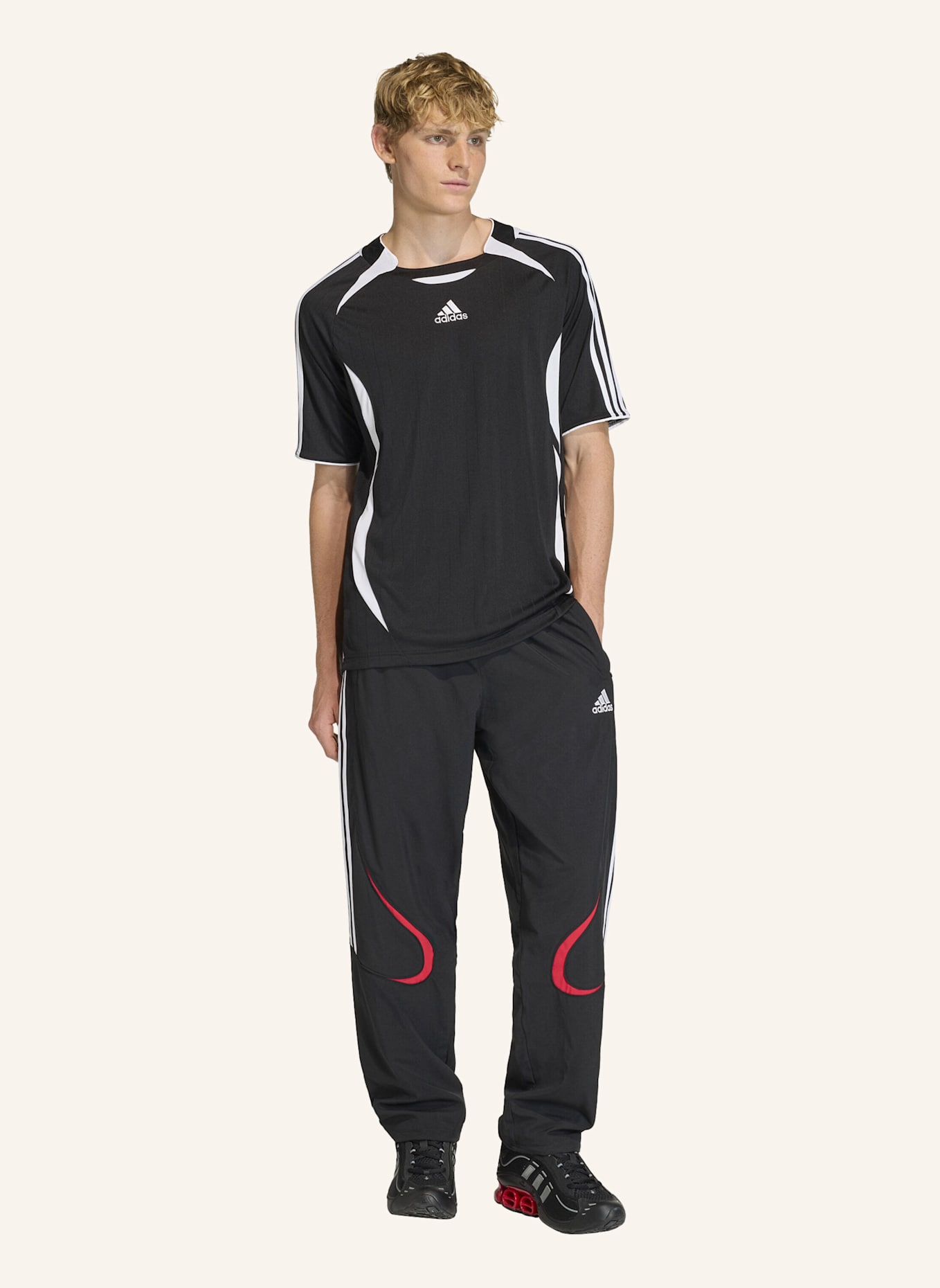 adidas Originals TEAMGEIST ADICOLOR TRAININGSHOSE: SCHWARZ/ WEISS
