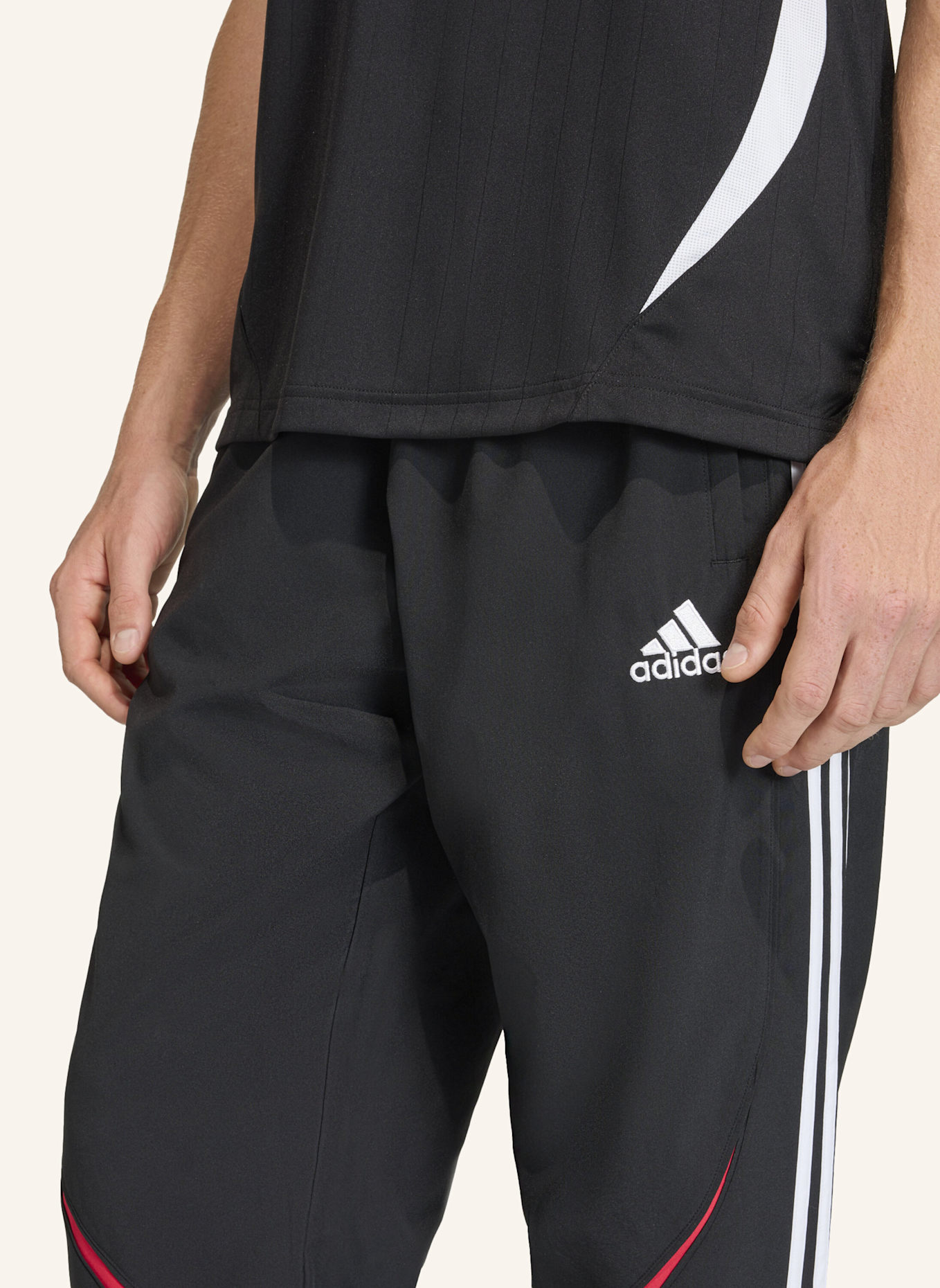 adidas Originals TEAMGEIST ADICOLOR TRAININGSHOSE: SCHWARZ/ WEISS